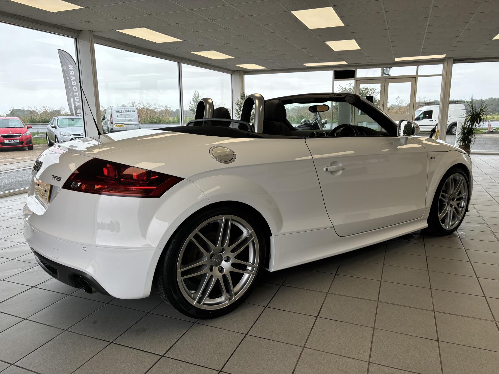 Audi TT 2.0 TFSI S line Roadster 2dr Petrol Manual Euro 5 (s/s) (211 ps)