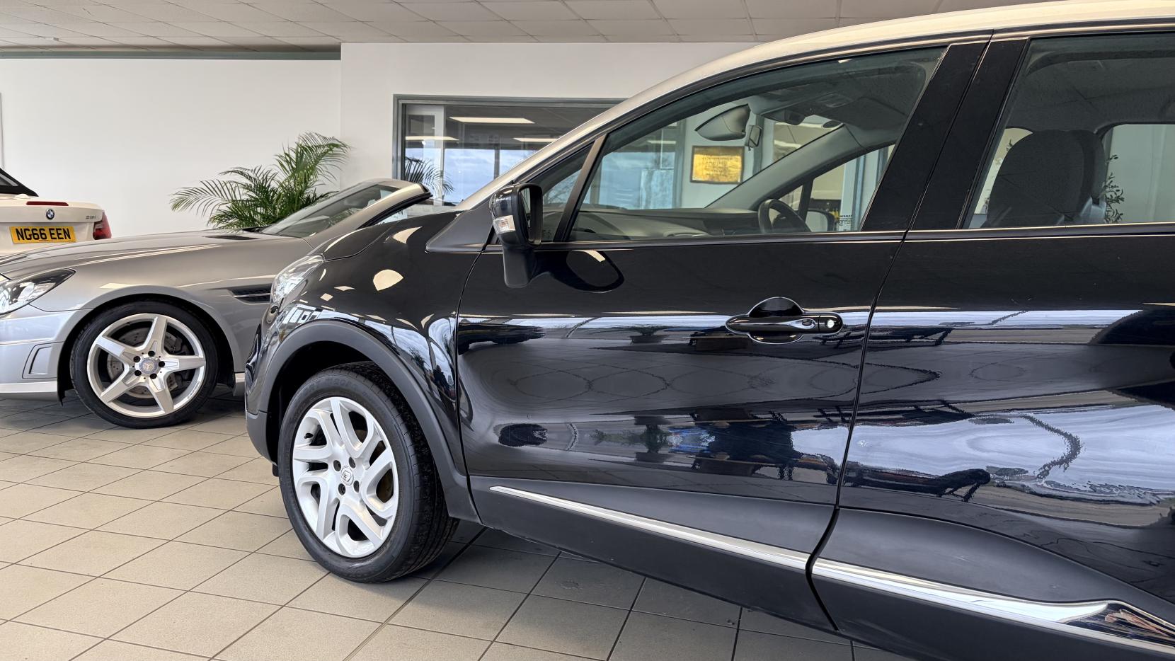 Renault Captur 0.9 TCe ENERGY Dynamique Nav SUV 5dr Petrol Manual Euro 6 (s/s) (90 ps)