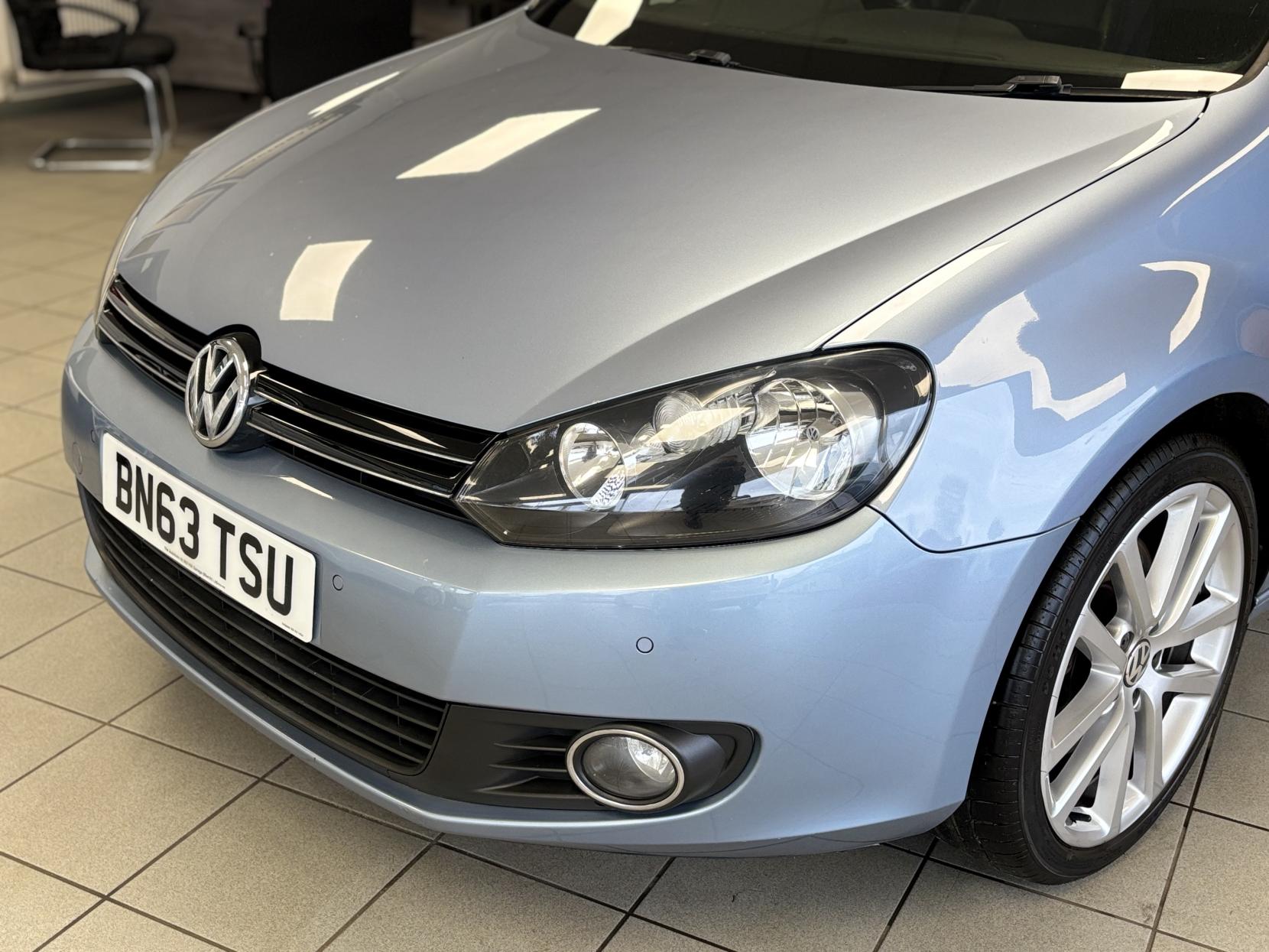 Volkswagen Golf 2.0 TDI BlueMotion Tech GT Cabriolet 2dr Diesel Manual Euro 5 (s/s) (140 ps)