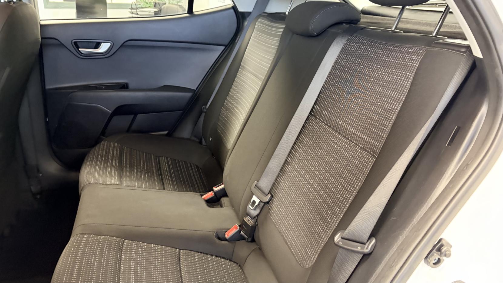 Kia Stonic 1.0 T-GDi 2 GPF SUV 5dr Petrol Manual Euro 6 (s/s) (118 bhp)