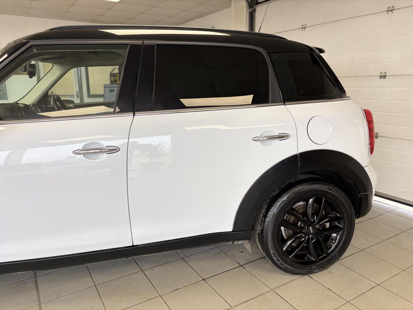 MINI Countryman 2.0 Cooper SD SUV 5dr Diesel Manual Euro 5 (s/s) (143 ps)