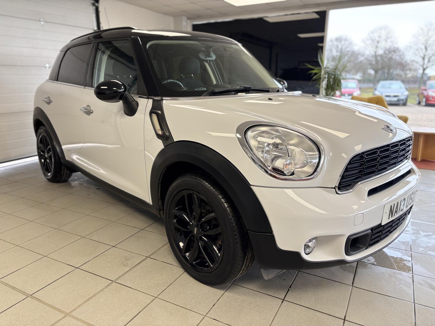 MINI Countryman 2.0 Cooper SD SUV 5dr Diesel Manual Euro 5 (s/s) (143 ps)