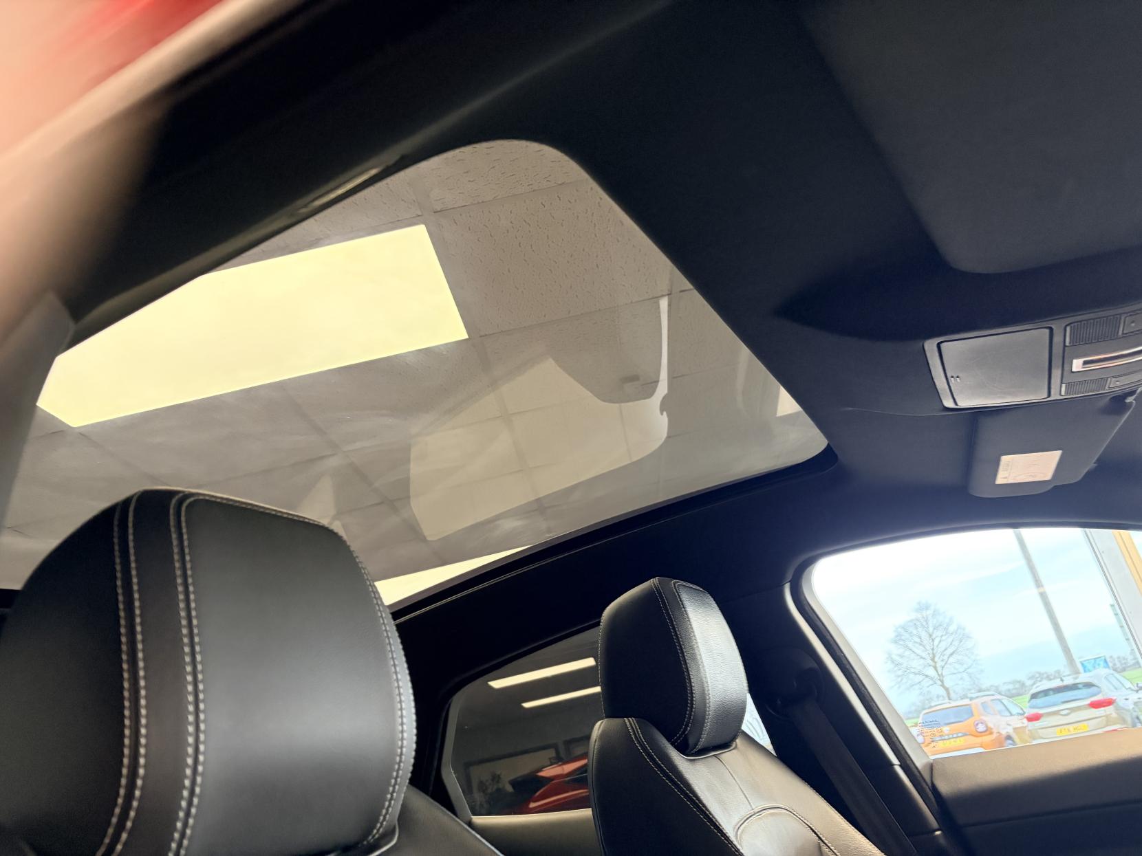 Jaguar E-PACE 2.0 D180 R-Dynamic S SUV 5dr Diesel Auto AWD Euro 6 (s/s) (180 ps)