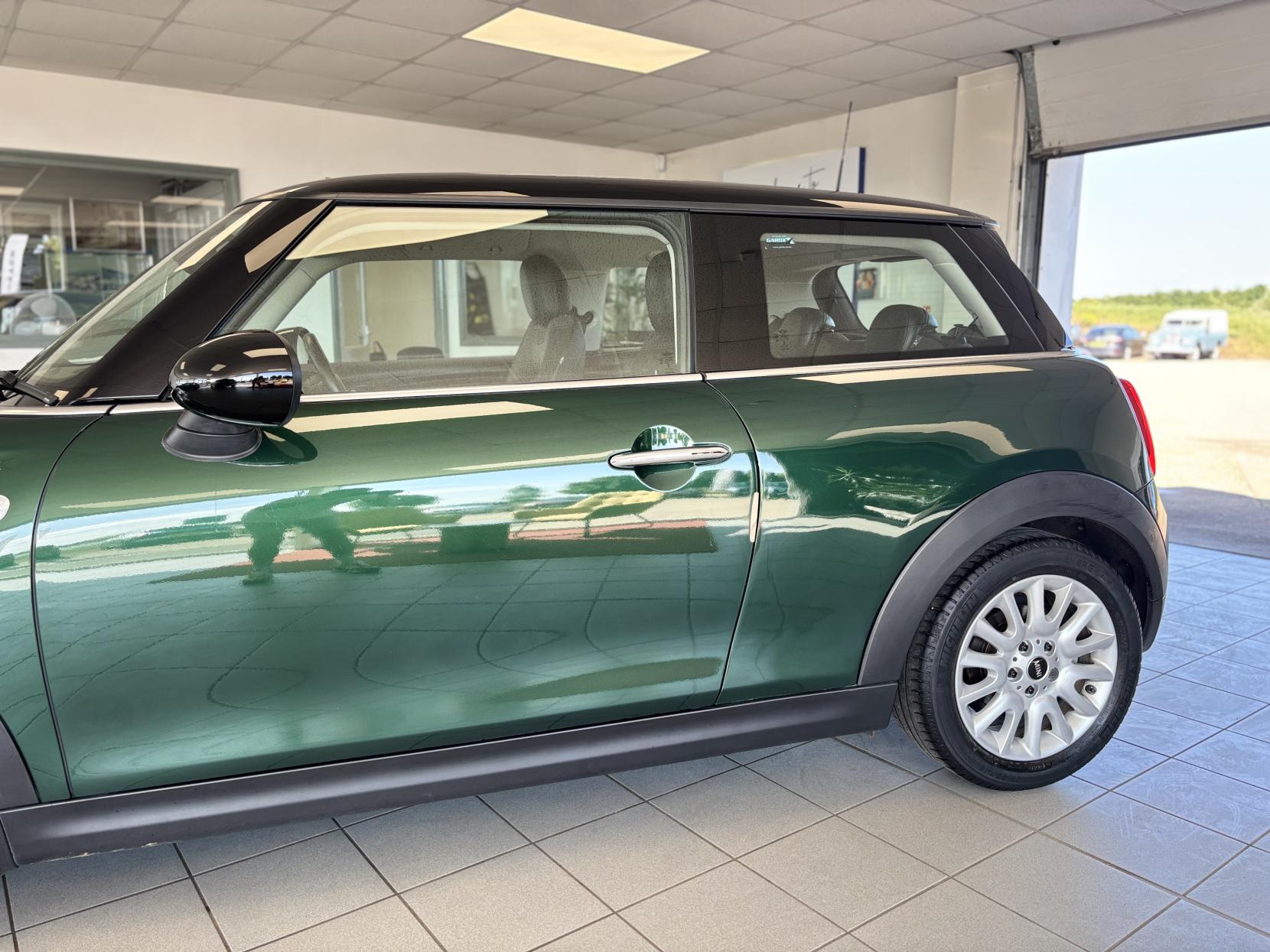 MINI Hatch 1.5 Cooper Hatchback 3dr Petrol Manual Euro 6 (s/s) (136 ps)