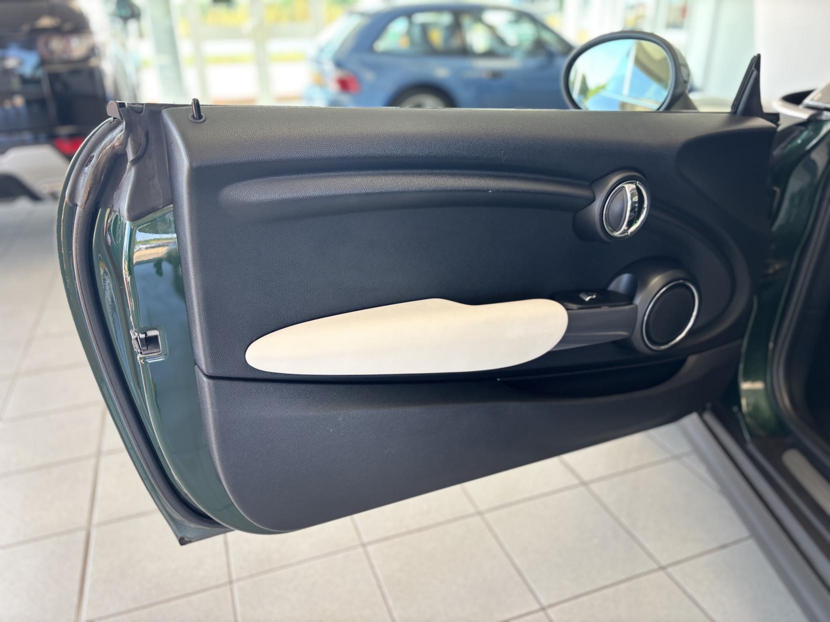 MINI Hatch 1.5 Cooper Hatchback 3dr Petrol Manual Euro 6 (s/s) (136 ps)