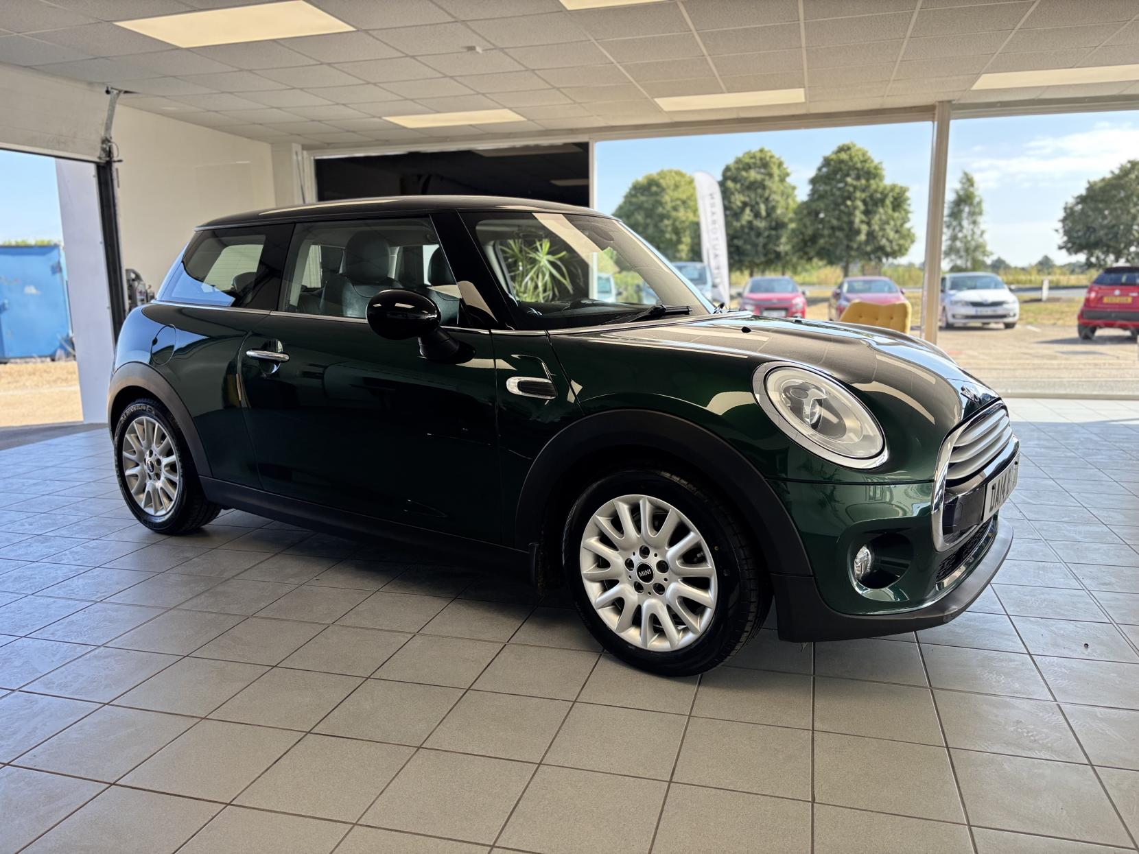 MINI Hatch 1.5 Cooper Hatchback 3dr Petrol Manual Euro 6 (s/s) (136 ps)