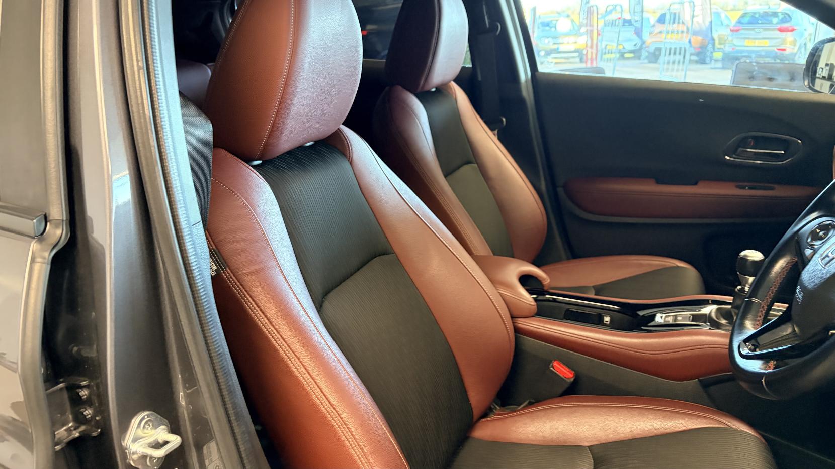 Honda HR-V 1.5 VTEC Turbo Sport SUV 5dr Petrol Manual Euro 6 (s/s) (182 ps)