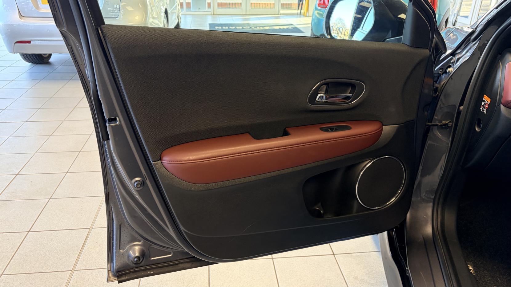 Honda HR-V 1.5 VTEC Turbo Sport SUV 5dr Petrol Manual Euro 6 (s/s) (182 ps)