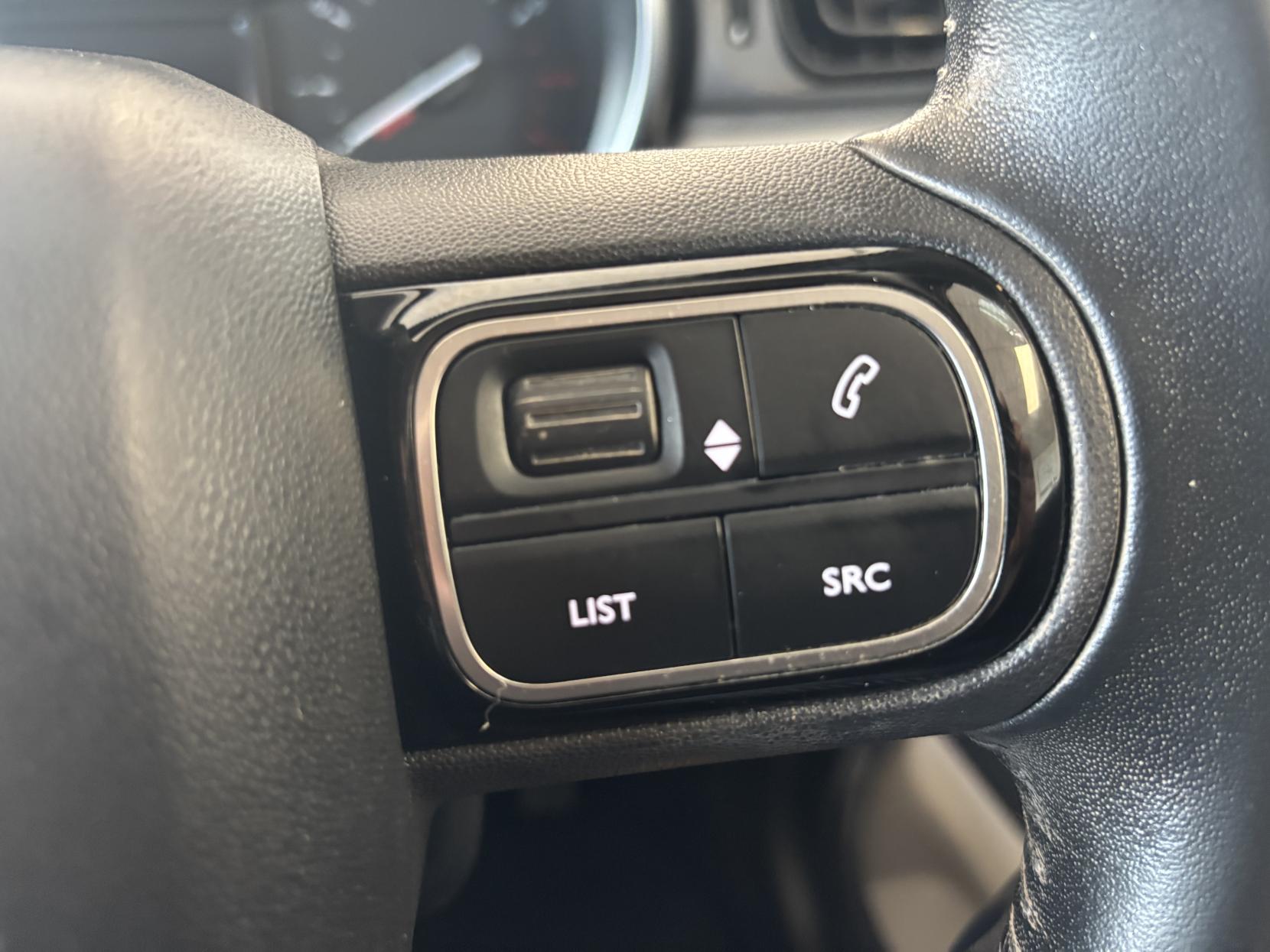 Citroen C3 1.2 PureTech Flair Hatchback 5dr Petrol Manual Euro 6 (82 ps)