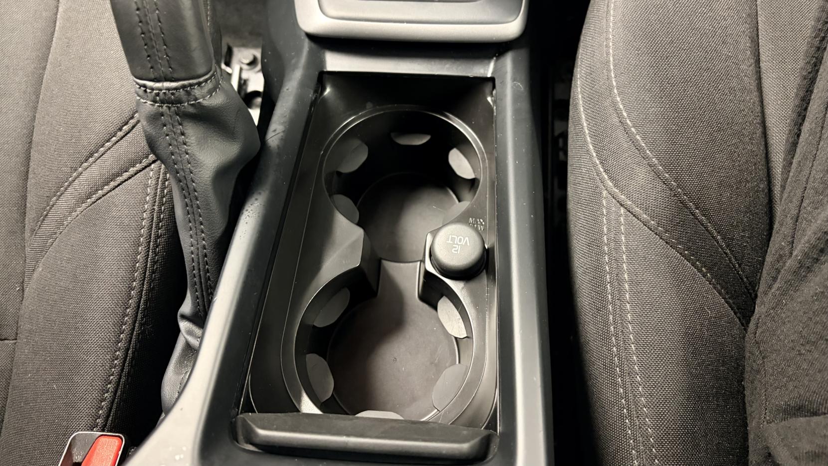 Volvo V40 2.0 T2 ES Hatchback 5dr Petrol Manual Euro 6 (s/s) (122 ps)