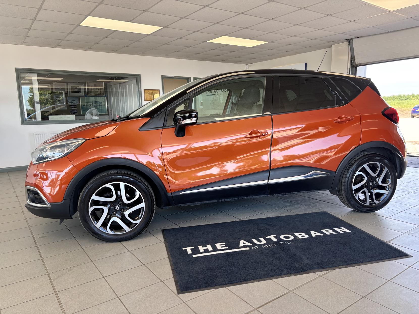 Renault Captur 1.5 dCi Dynamique S MediaNav SUV 5dr Diesel EDC Euro 5 (90 ps)