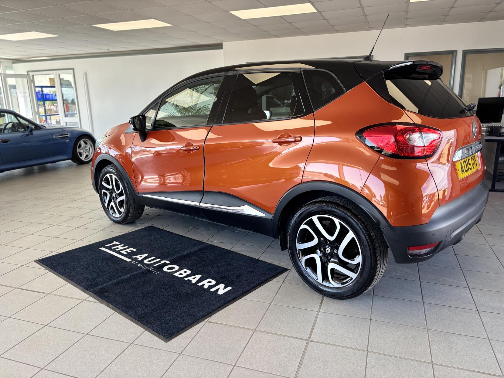 Renault Captur 1.5 dCi Dynamique S MediaNav SUV 5dr Diesel EDC Euro 5 (90 ps)