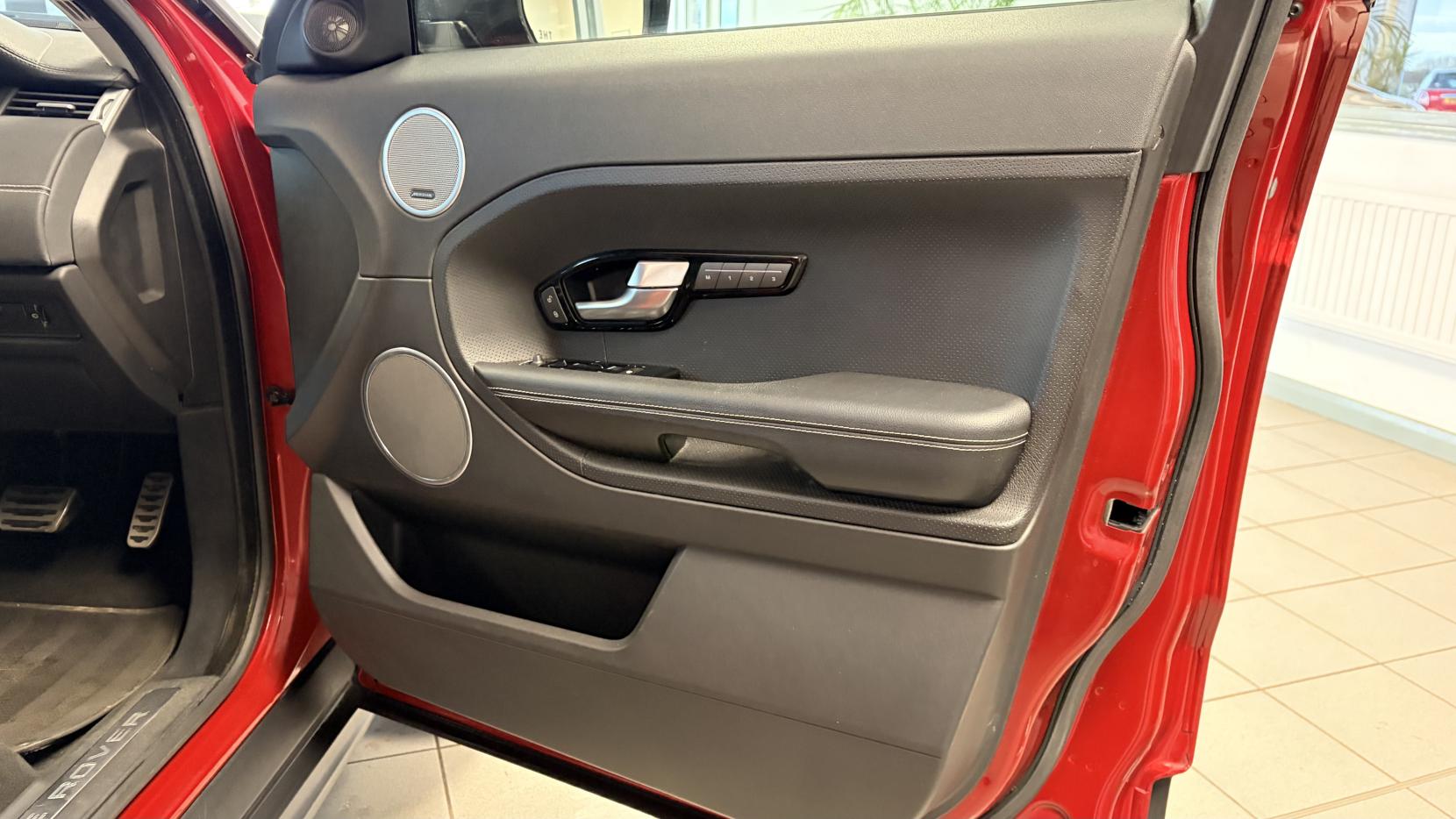 Land Rover Range Rover Evoque 2.2 SD4 Dynamic SUV 5dr Diesel Auto 4WD Euro 5 (s/s) (190 ps)