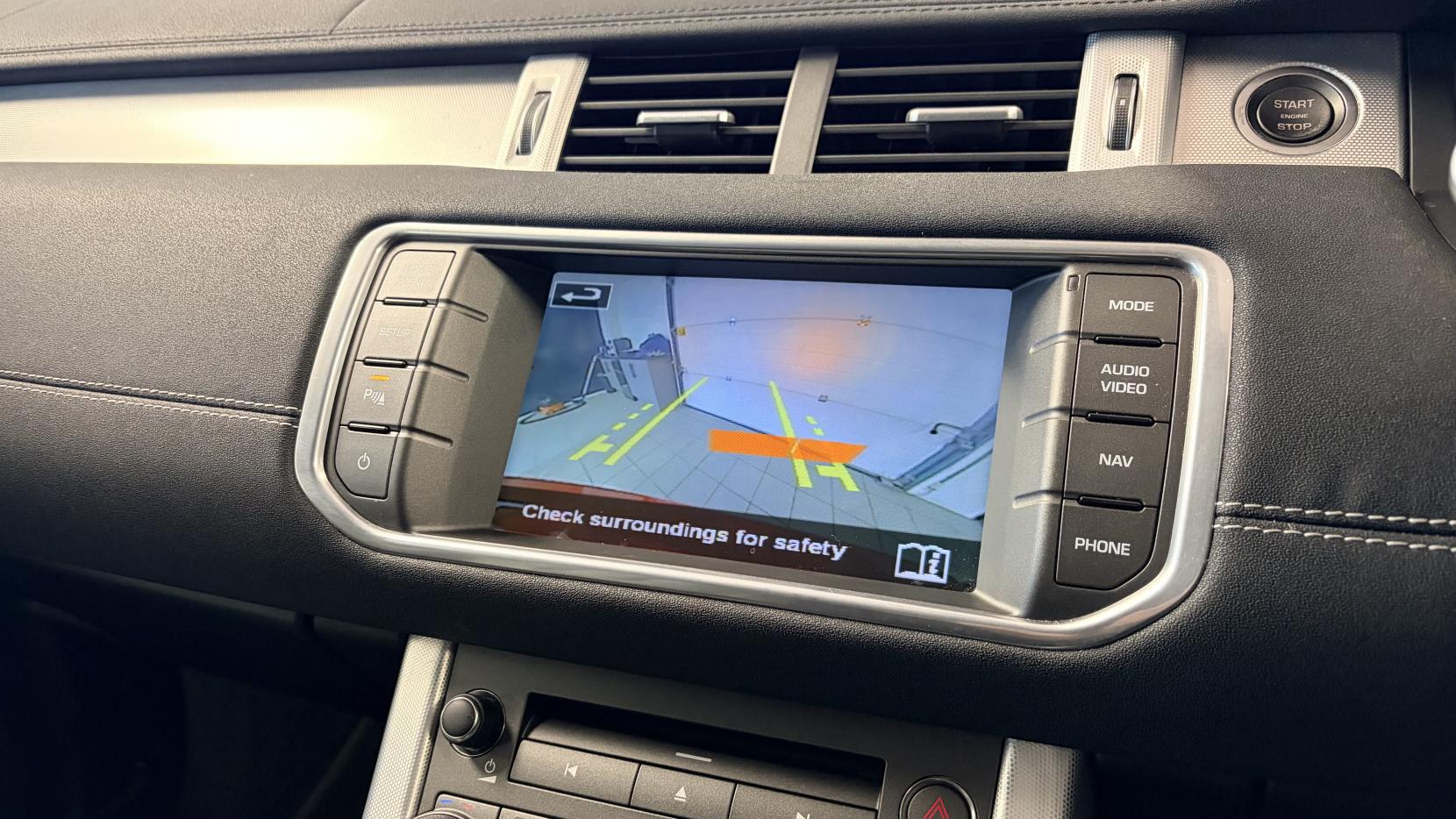 Land Rover Range Rover Evoque 2.2 SD4 Dynamic SUV 5dr Diesel Auto 4WD Euro 5 (s/s) (190 ps)