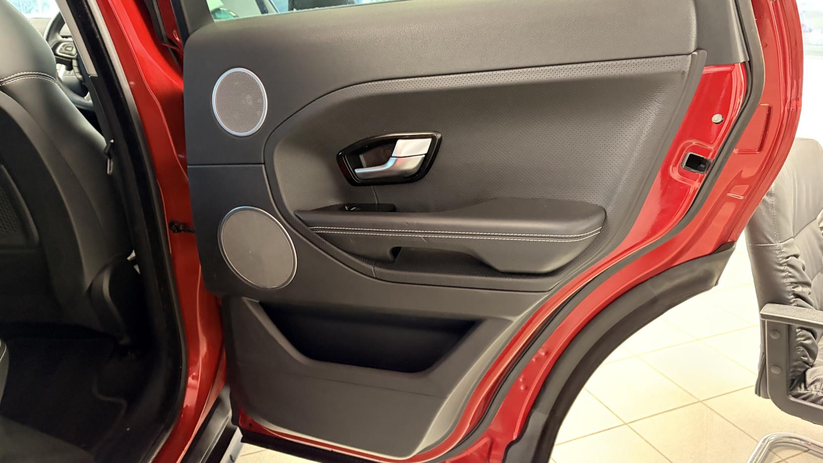 Land Rover Range Rover Evoque 2.2 SD4 Dynamic SUV 5dr Diesel Auto 4WD Euro 5 (s/s) (190 ps)