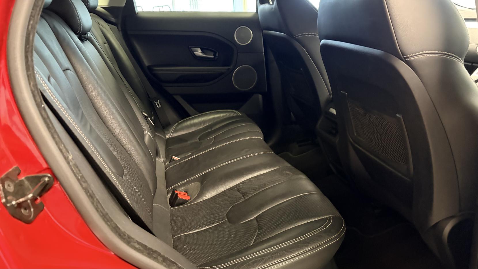 Land Rover Range Rover Evoque 2.2 SD4 Dynamic SUV 5dr Diesel Auto 4WD Euro 5 (s/s) (190 ps)