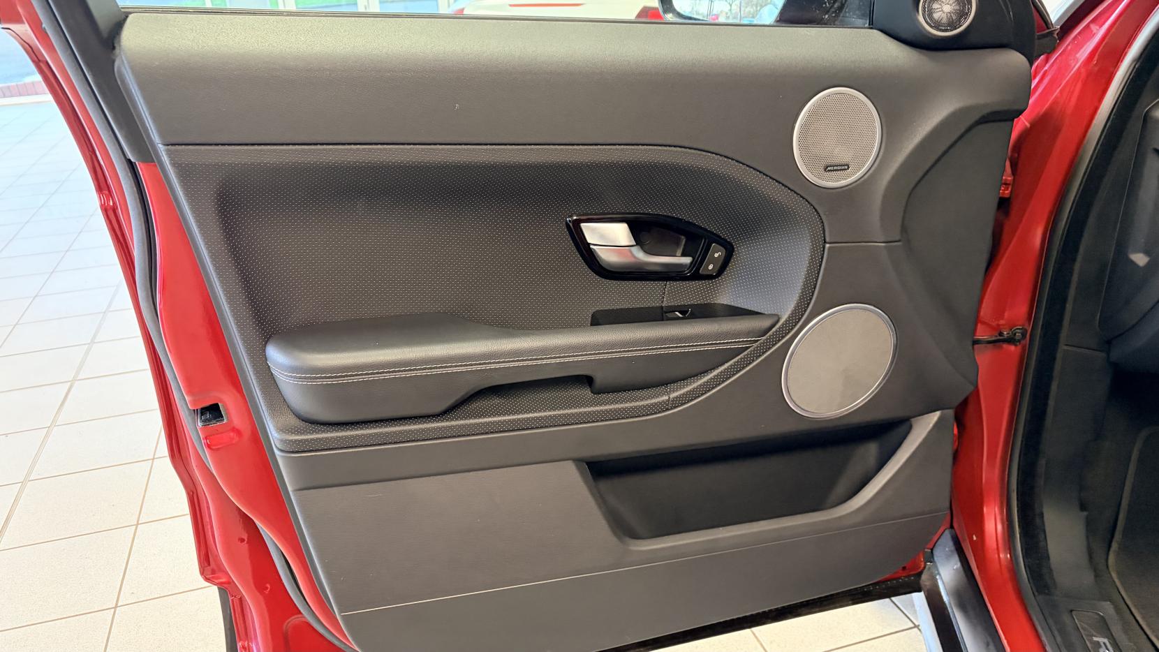 Land Rover Range Rover Evoque 2.2 SD4 Dynamic SUV 5dr Diesel Auto 4WD Euro 5 (s/s) (190 ps)