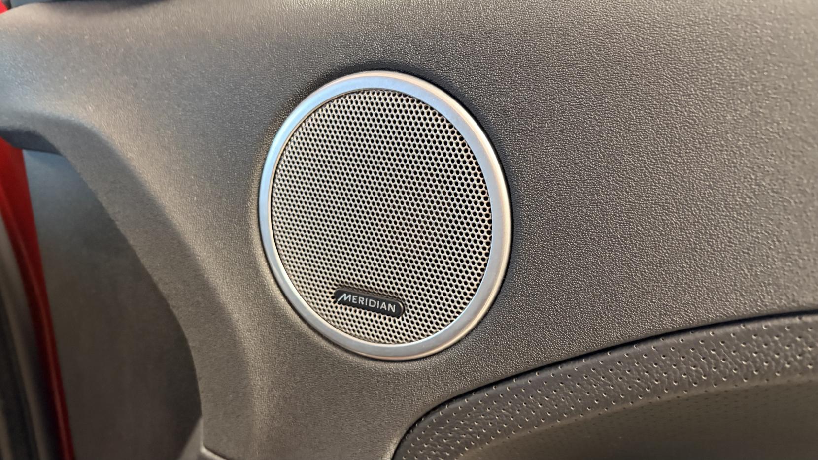 Land Rover Range Rover Evoque 2.2 SD4 Dynamic SUV 5dr Diesel Auto 4WD Euro 5 (s/s) (190 ps)