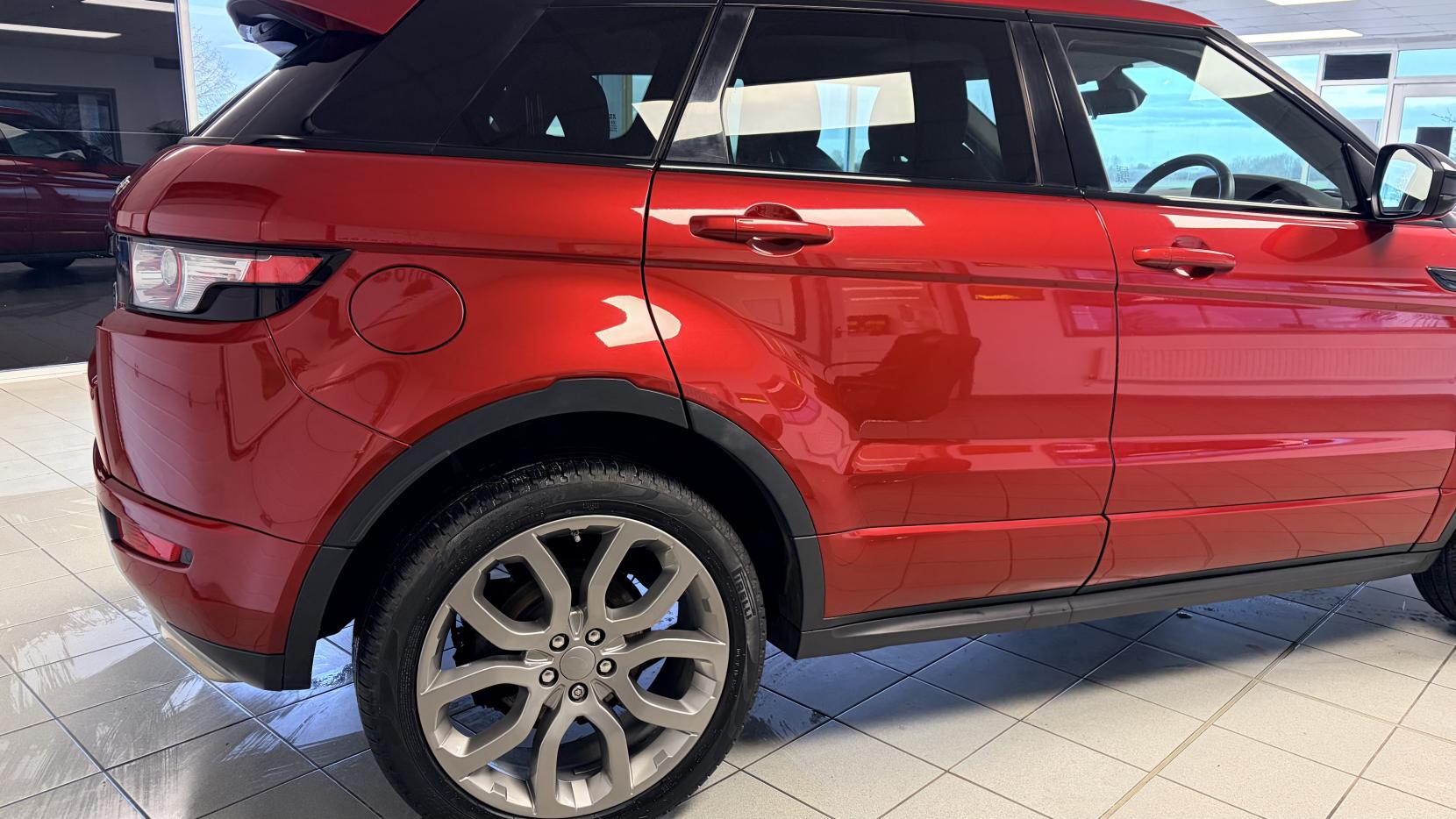 Land Rover Range Rover Evoque 2.2 SD4 Dynamic SUV 5dr Diesel Auto 4WD Euro 5 (s/s) (190 ps)