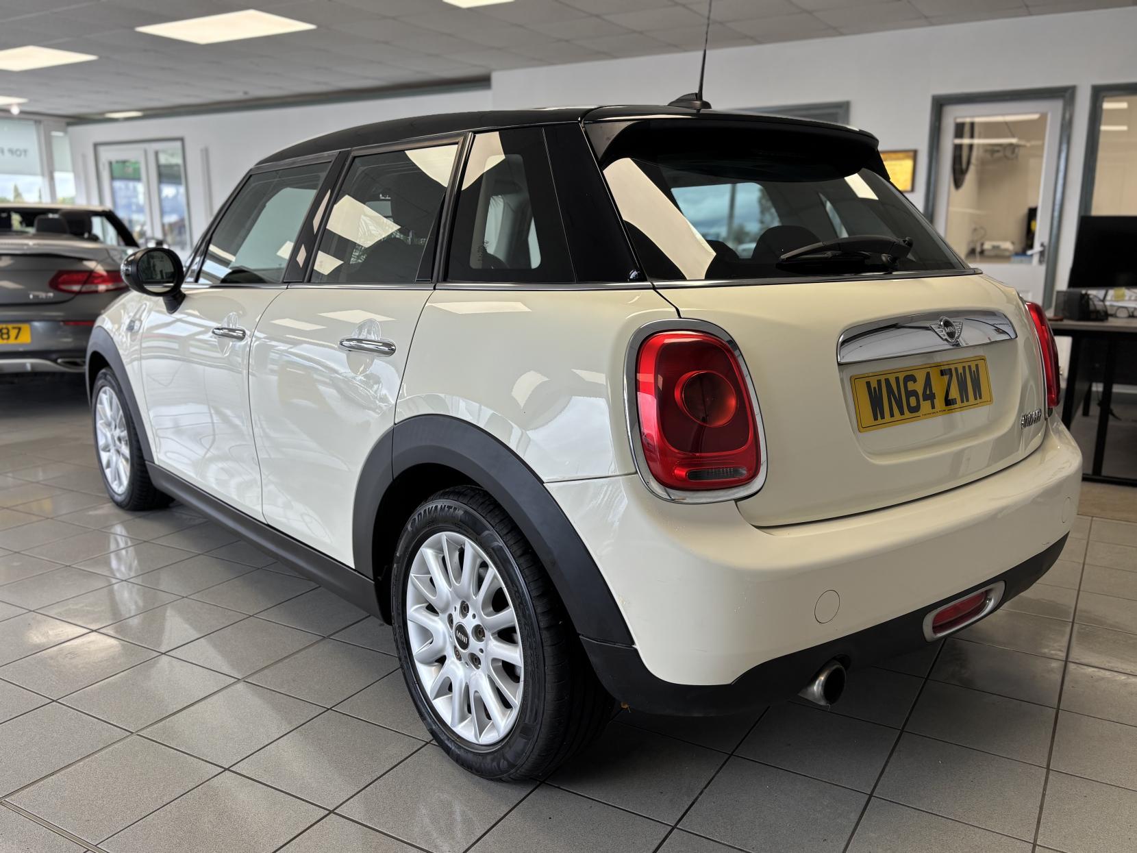 MINI Hatch 1.5 Cooper Hatchback 5dr Petrol Manual Euro 6 (s/s) (136 ps)