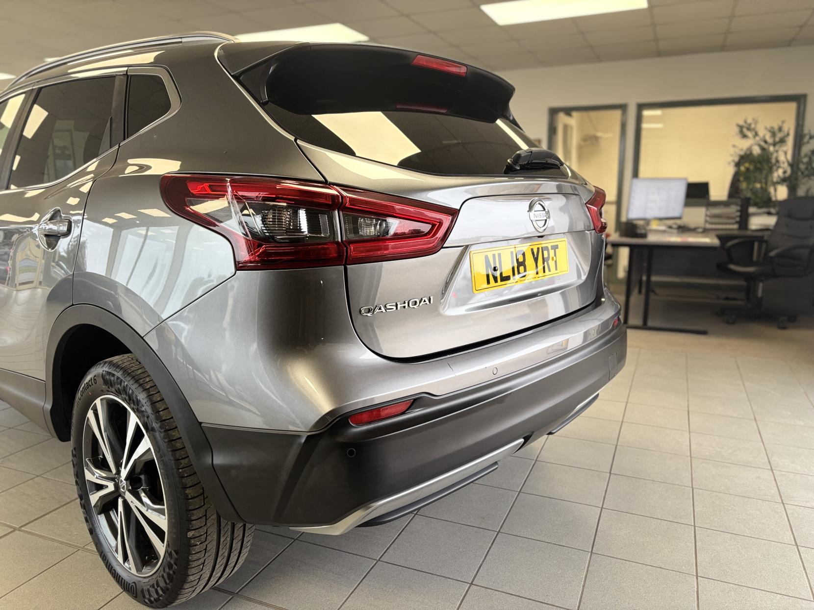 Nissan Qashqai 1.6 dCi N-Connecta SUV 5dr Diesel Manual Euro 6 (s/s) (130 ps)