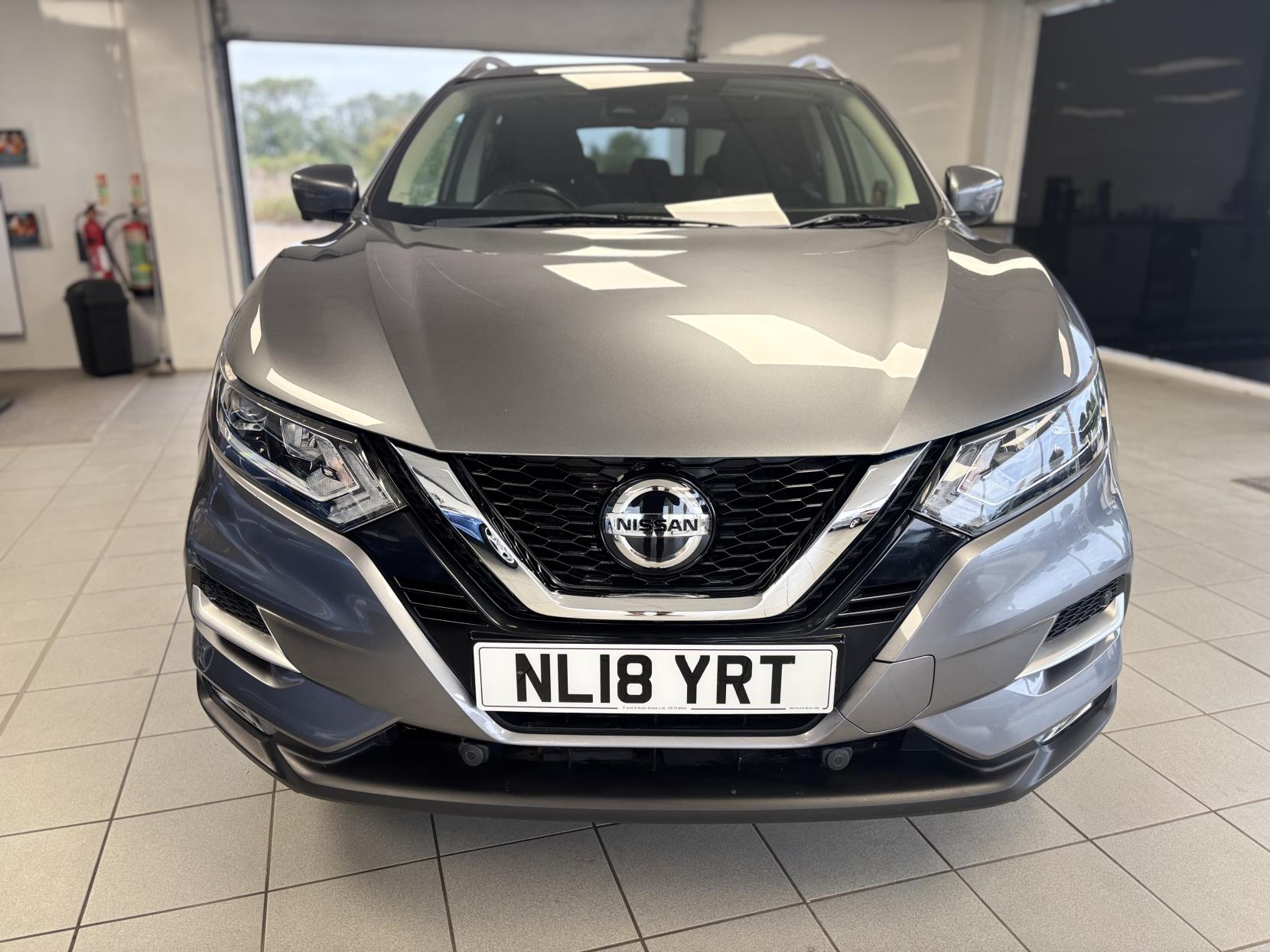 Nissan Qashqai 1.6 dCi N-Connecta SUV 5dr Diesel Manual Euro 6 (s/s) (130 ps)