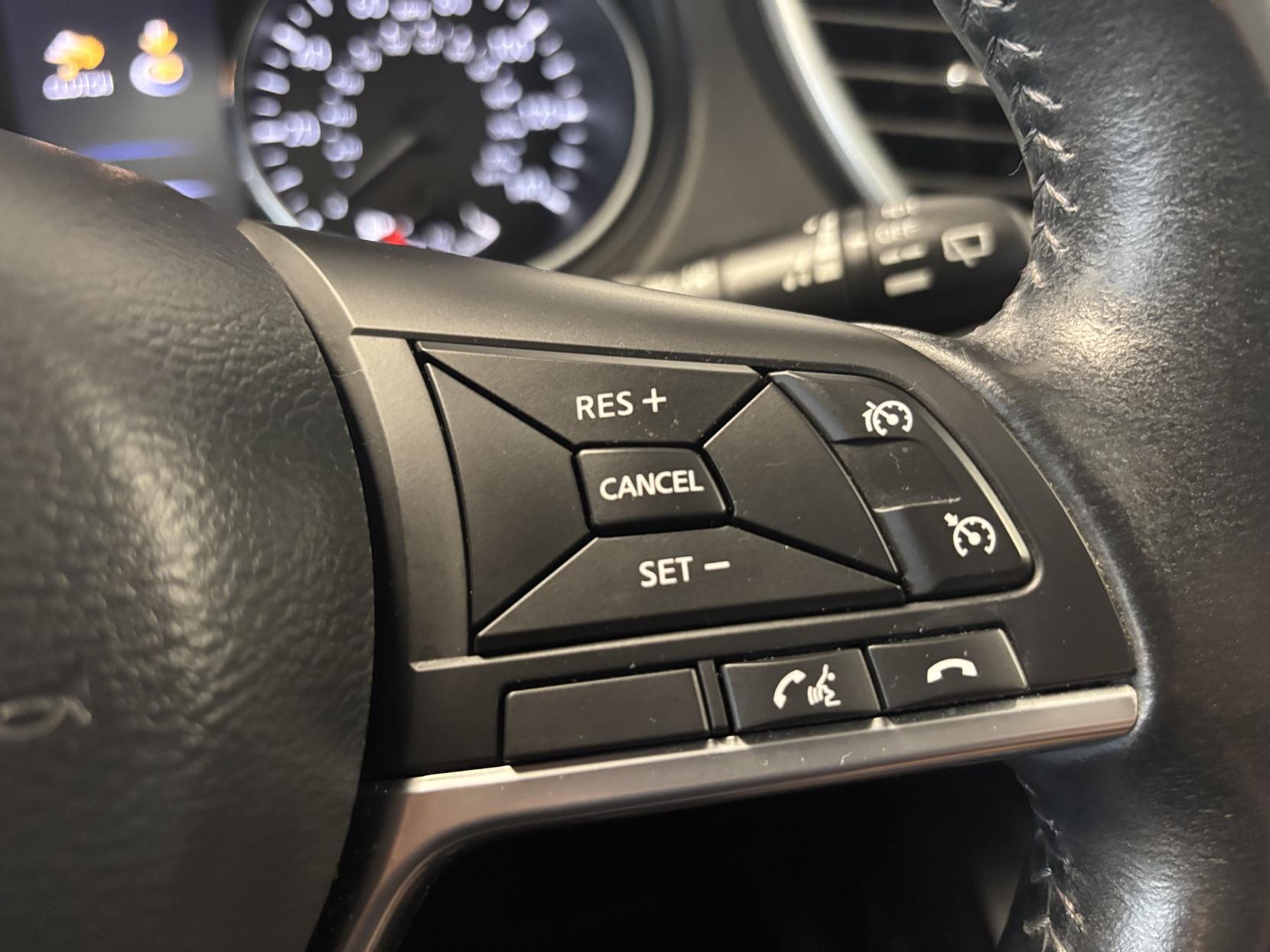 Nissan Qashqai 1.6 dCi N-Connecta SUV 5dr Diesel Manual Euro 6 (s/s) (130 ps)