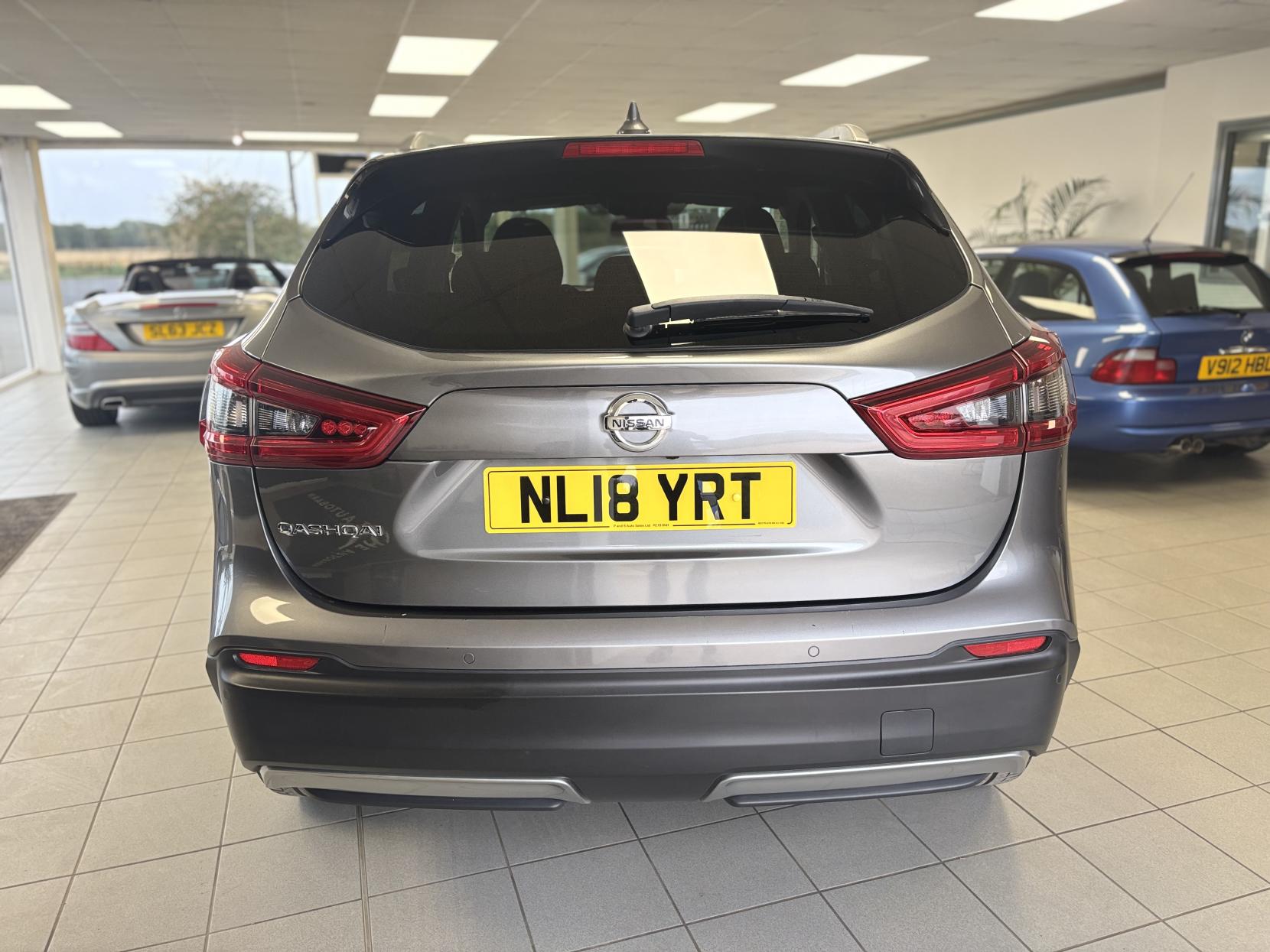 Nissan Qashqai 1.6 dCi N-Connecta SUV 5dr Diesel Manual Euro 6 (s/s) (130 ps)