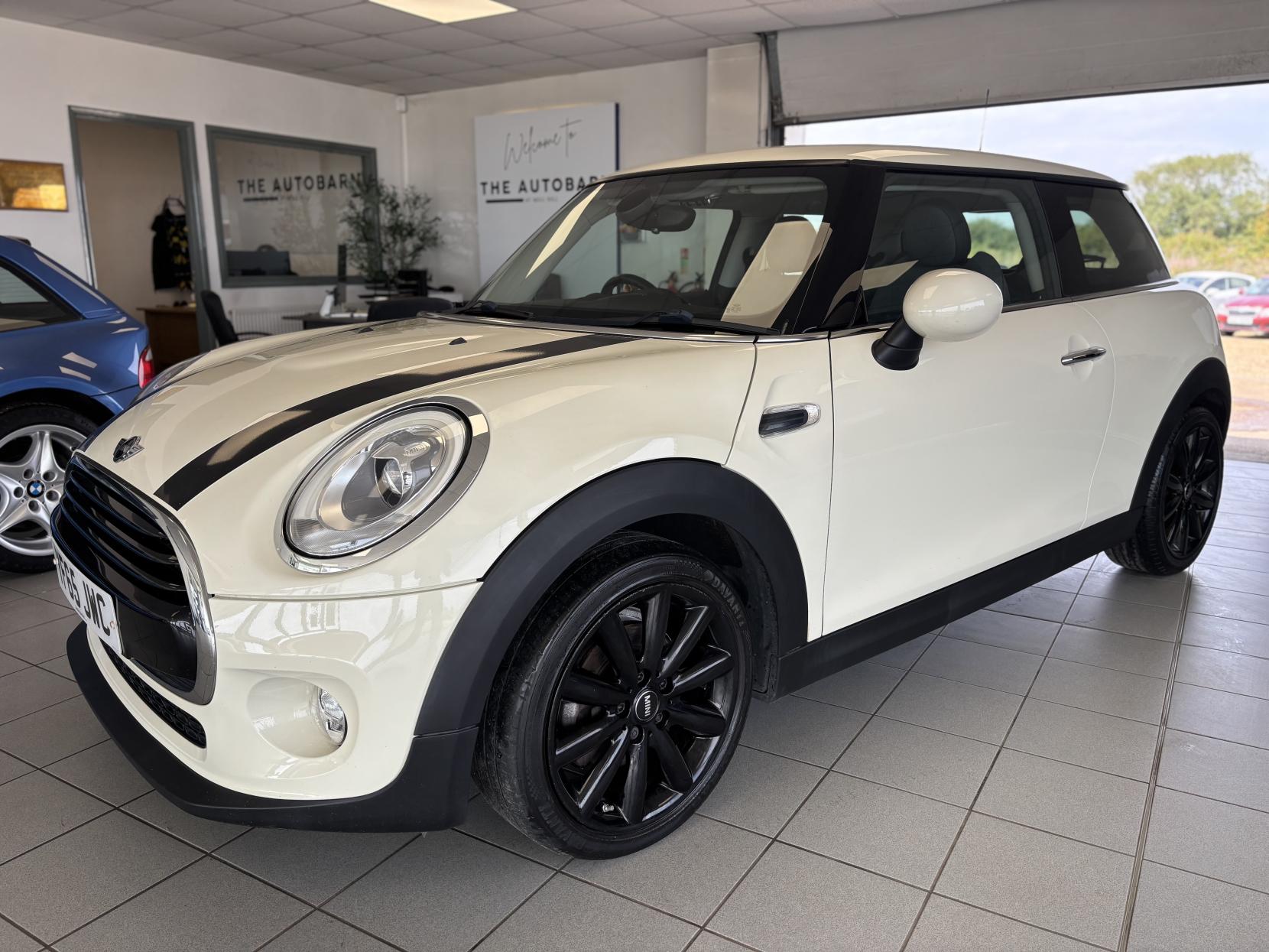 MINI Hatch 1.5 Cooper D Hatchback 3dr Diesel Manual Euro 6 (s/s) (116 ps)