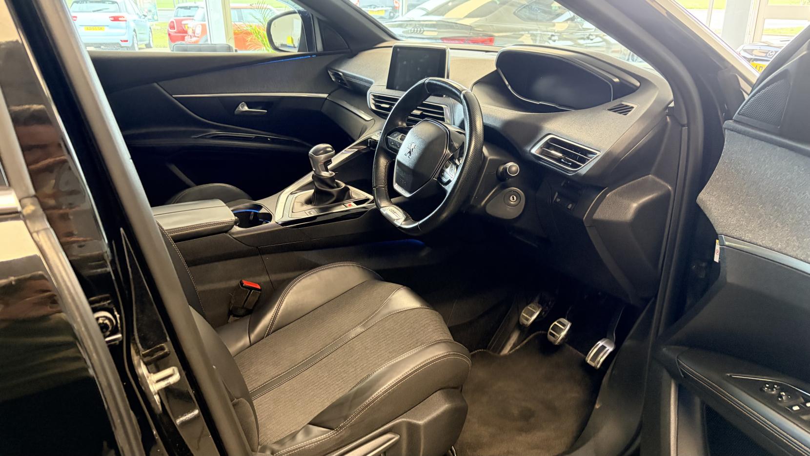 Peugeot 3008 1.2 PureTech GT Line SUV 5dr Petrol Manual Euro 6 (s/s) (130 ps)