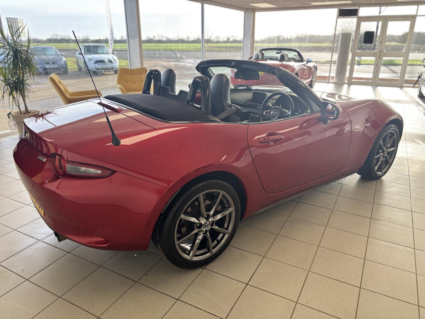 Mazda MX-5 2.0 SKYACTIV-G Sport Nav Convertible 2dr Petrol Manual Euro 6 (160 ps)