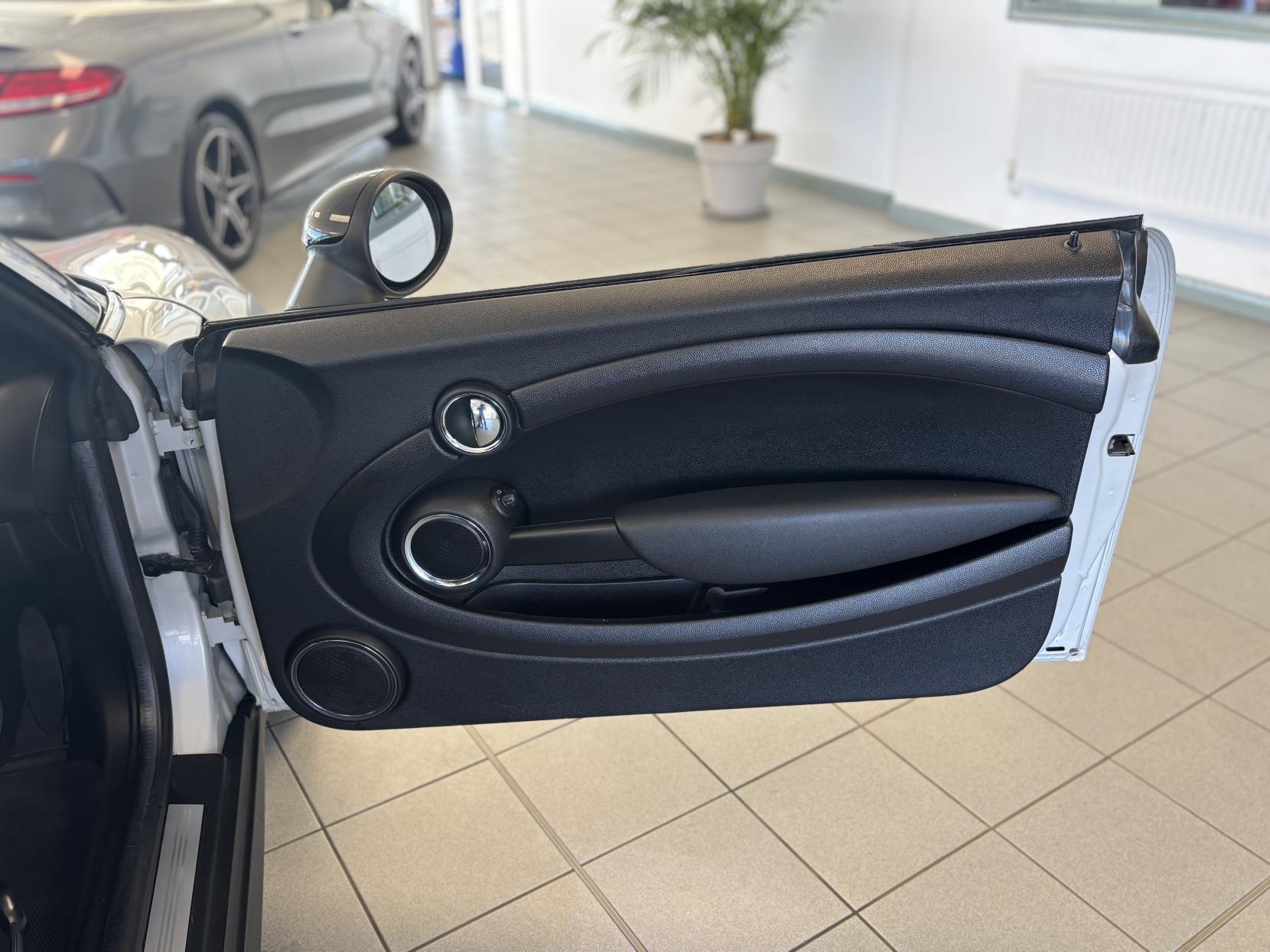 MINI Roadster 1.6 Cooper Convertible 2dr Petrol Manual Euro 5 (s/s) (122 ps)