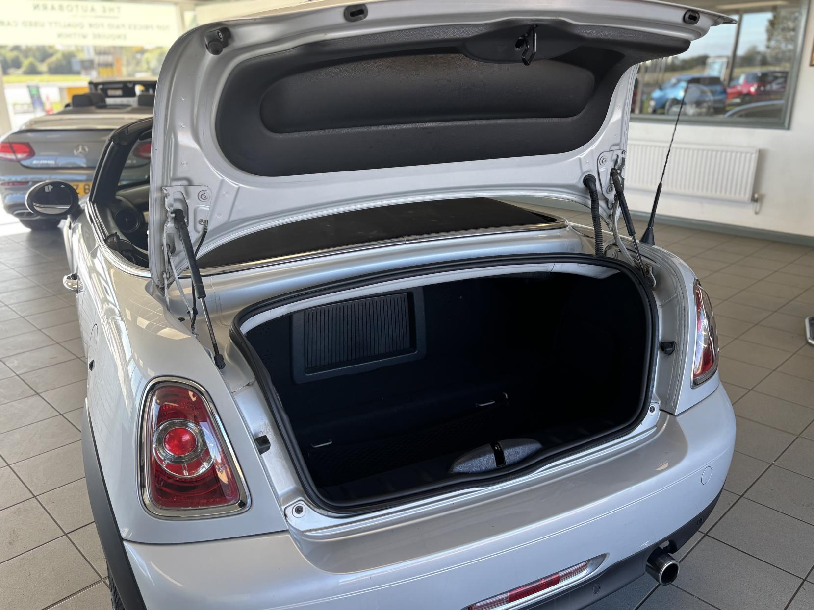 MINI Roadster 1.6 Cooper Convertible 2dr Petrol Manual Euro 5 (s/s) (122 ps)
