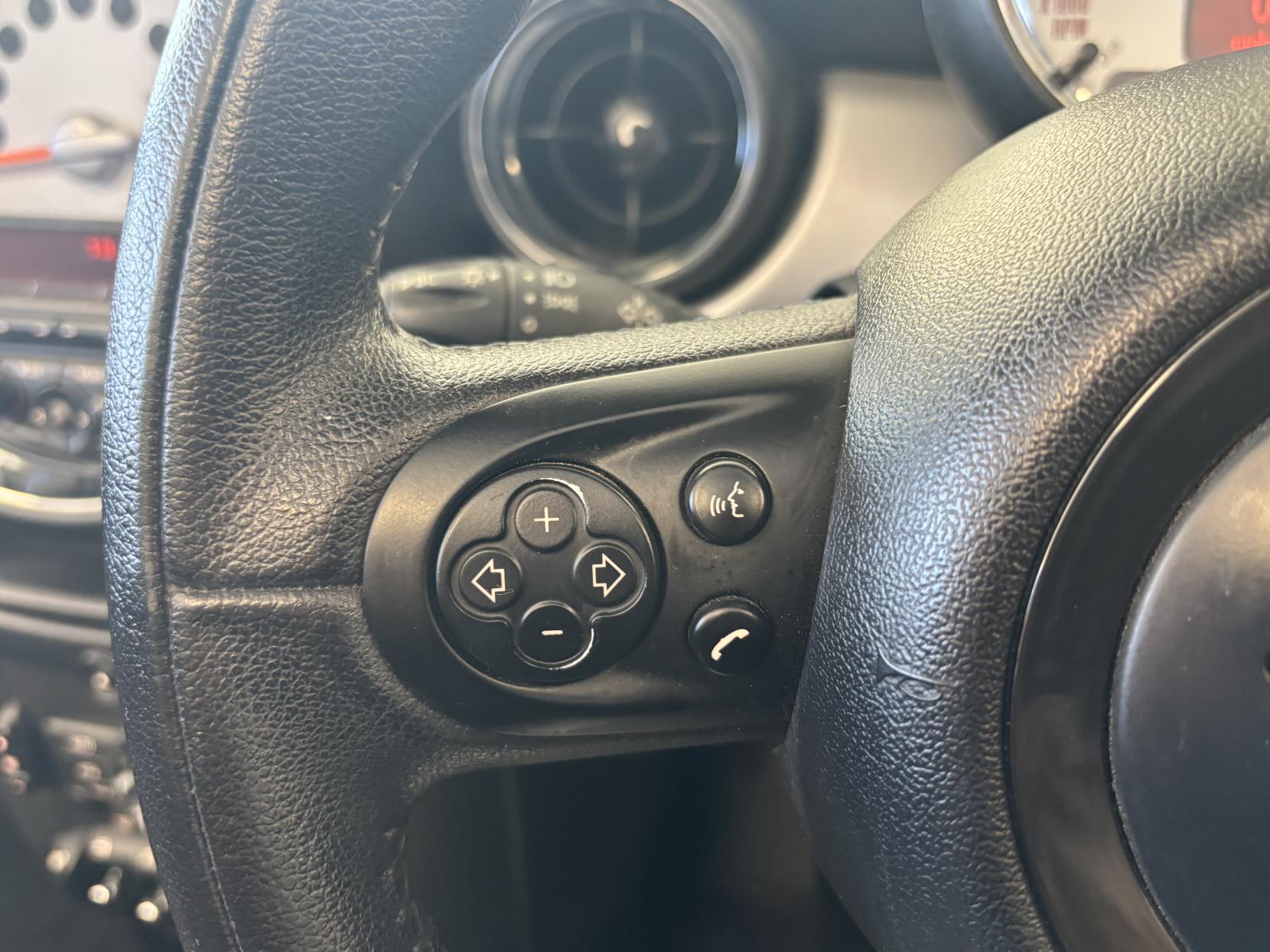 MINI Roadster 1.6 Cooper Convertible 2dr Petrol Manual Euro 5 (s/s) (122 ps)