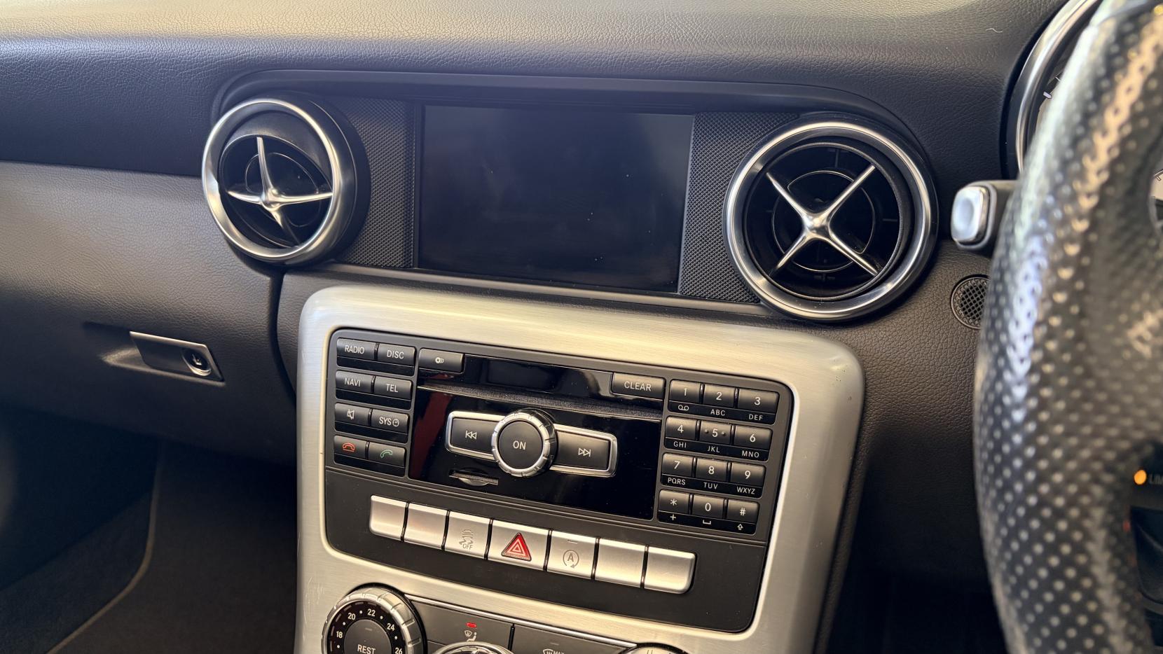 Mercedes-Benz SLK 2.1 SLK250 CDI AMG Sport Convertible 2dr Diesel G-Tronic+ Euro 5 (s/s) (204 ps)