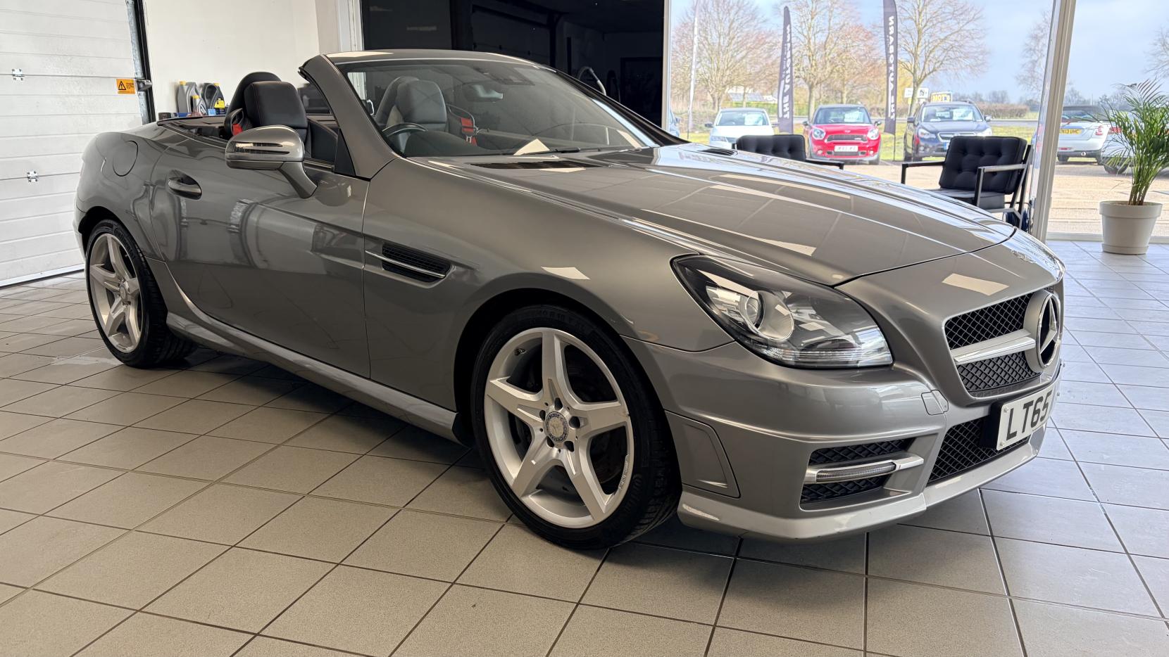 Mercedes-Benz SLK 2.1 SLK250 CDI AMG Sport Convertible 2dr Diesel G-Tronic+ Euro 5 (s/s) (204 ps)