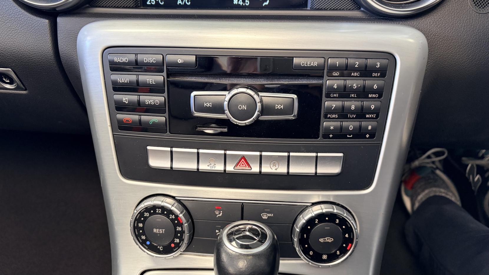 Mercedes-Benz SLK 2.1 SLK250 CDI AMG Sport Convertible 2dr Diesel G-Tronic+ Euro 5 (s/s) (204 ps)