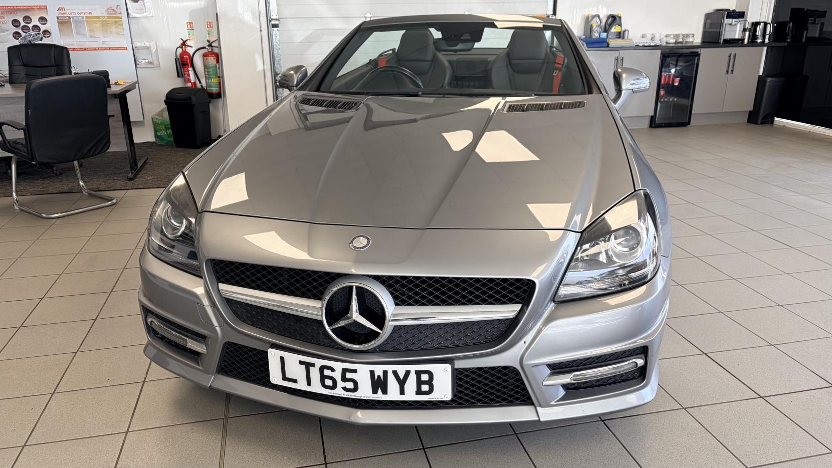 Mercedes-Benz SLK 2.1 SLK250 CDI AMG Sport Convertible 2dr Diesel G-Tronic+ Euro 5 (s/s) (204 ps)