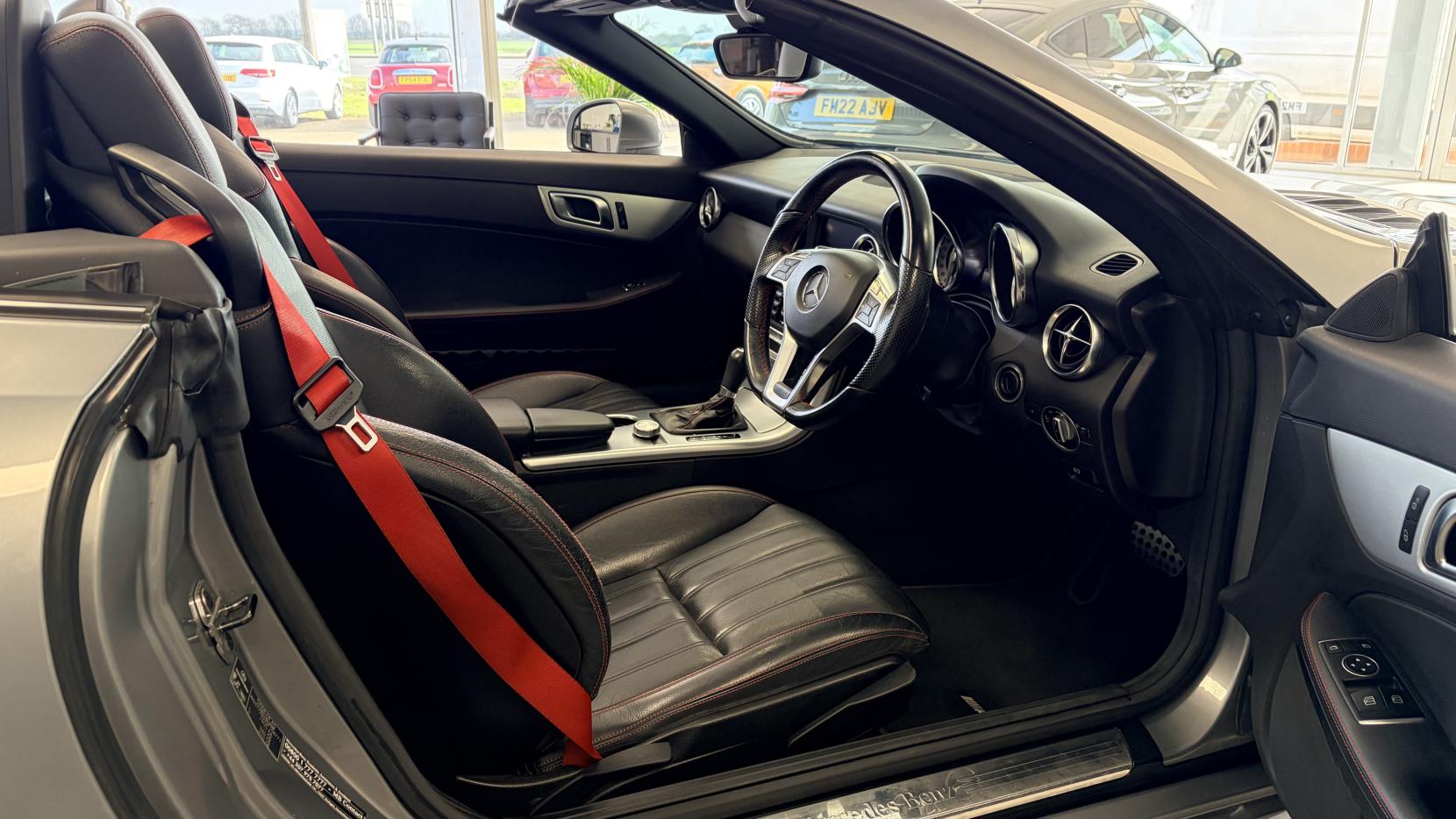 Mercedes-Benz SLK 2.1 SLK250 CDI AMG Sport Convertible 2dr Diesel G-Tronic+ Euro 5 (s/s) (204 ps)