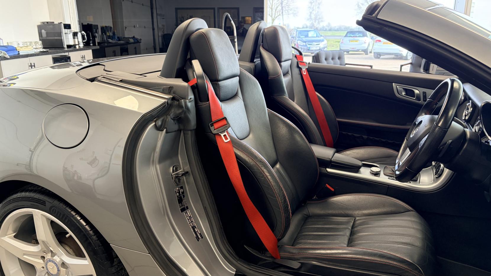 Mercedes-Benz SLK 2.1 SLK250 CDI AMG Sport Convertible 2dr Diesel G-Tronic+ Euro 5 (s/s) (204 ps)