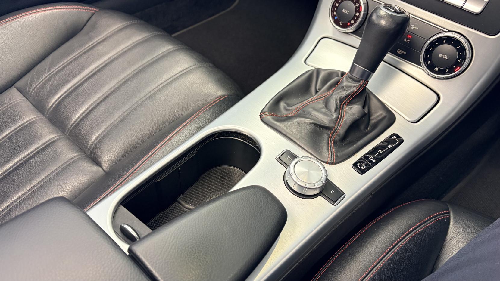 Mercedes-Benz SLK 2.1 SLK250 CDI AMG Sport Convertible 2dr Diesel G-Tronic+ Euro 5 (s/s) (204 ps)