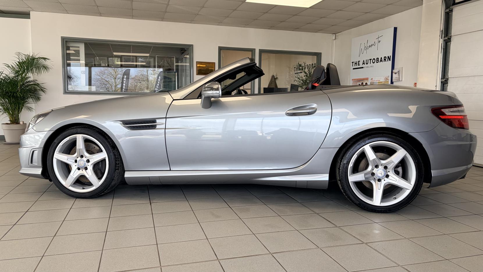 Mercedes-Benz SLK 2.1 SLK250 CDI AMG Sport Convertible 2dr Diesel G-Tronic+ Euro 5 (s/s) (204 ps)