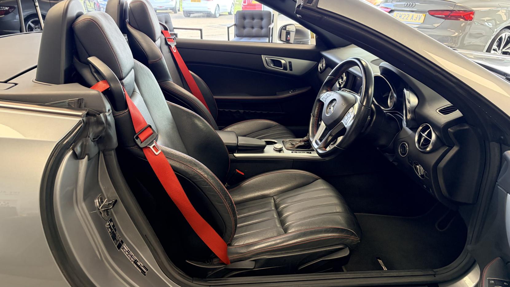 Mercedes-Benz SLK 2.1 SLK250 CDI AMG Sport Convertible 2dr Diesel G-Tronic+ Euro 5 (s/s) (204 ps)