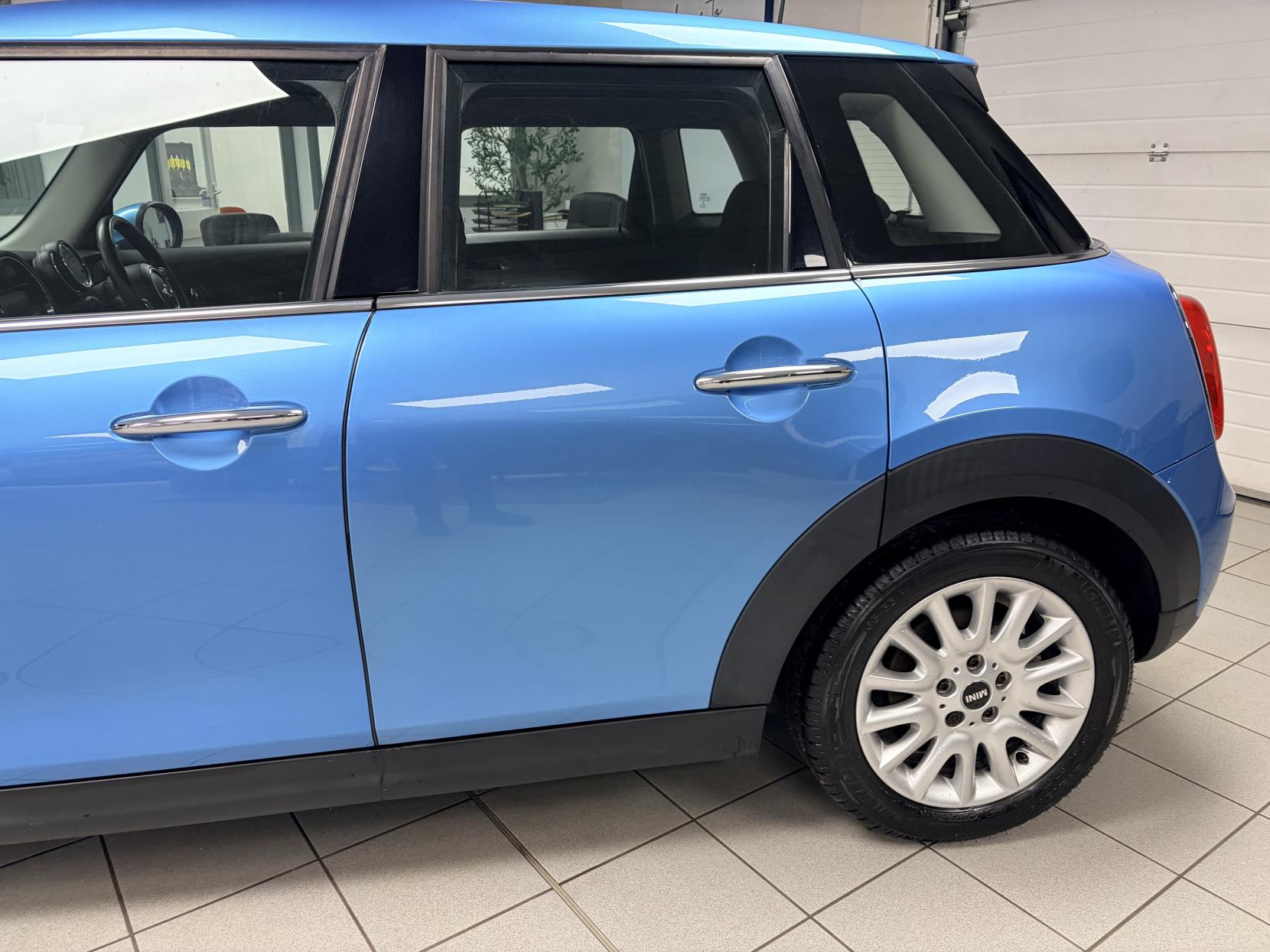 MINI Hatch 1.5 Cooper D Hatchback 5dr Diesel Manual Euro 6 (s/s) (116 ps)