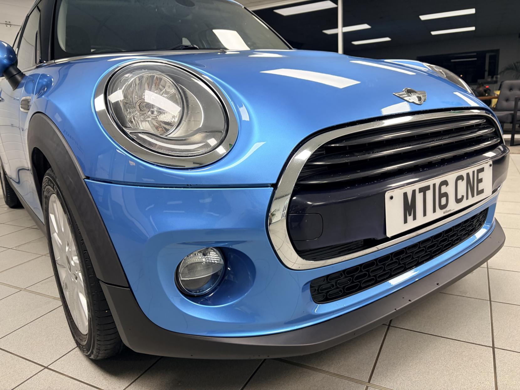 MINI Hatch 1.5 Cooper D Hatchback 5dr Diesel Manual Euro 6 (s/s) (116 ps)
