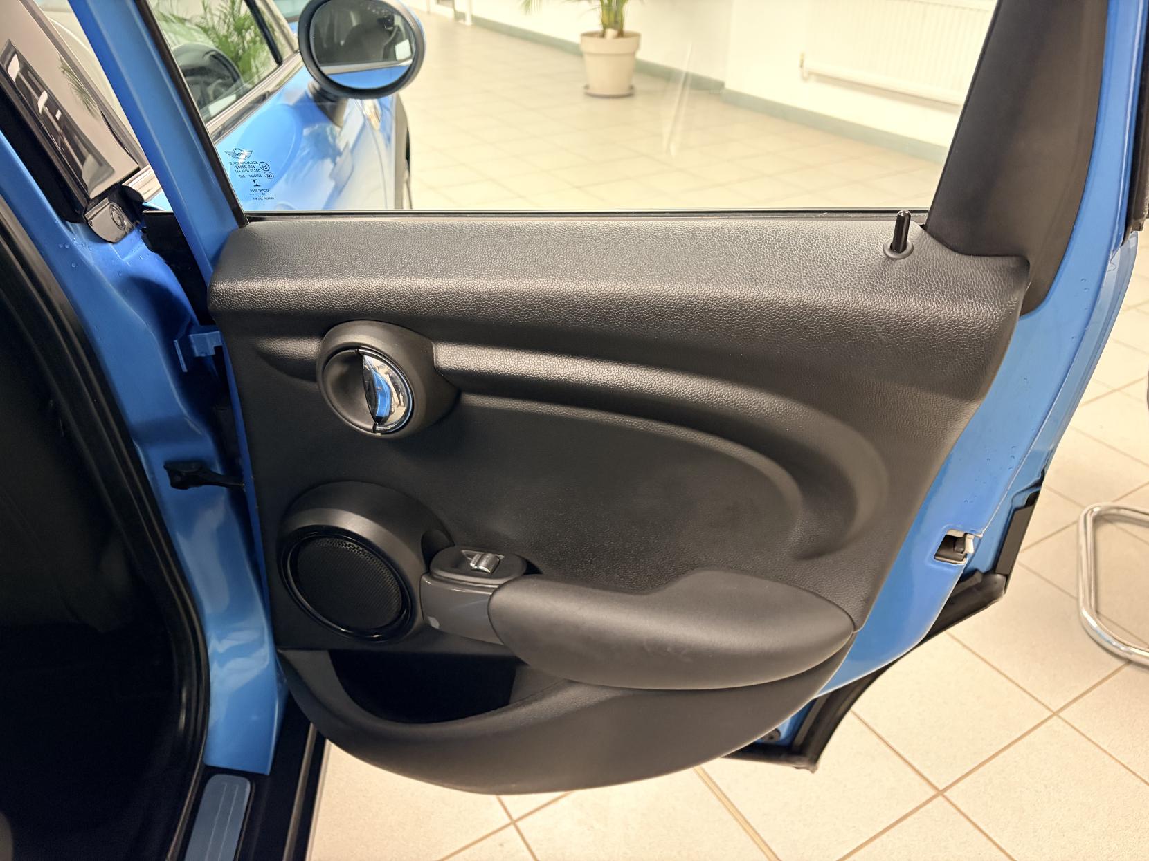 MINI Hatch 1.5 Cooper D Hatchback 5dr Diesel Manual Euro 6 (s/s) (116 ps)