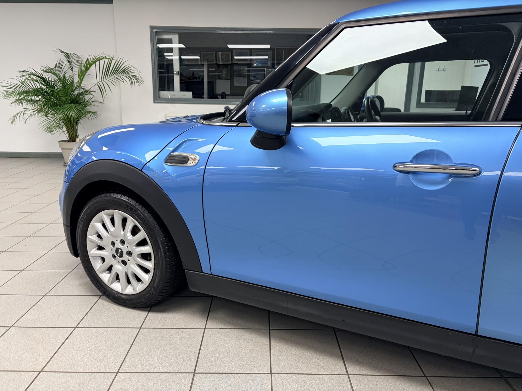 MINI Hatch 1.5 Cooper D Hatchback 5dr Diesel Manual Euro 6 (s/s) (116 ps)