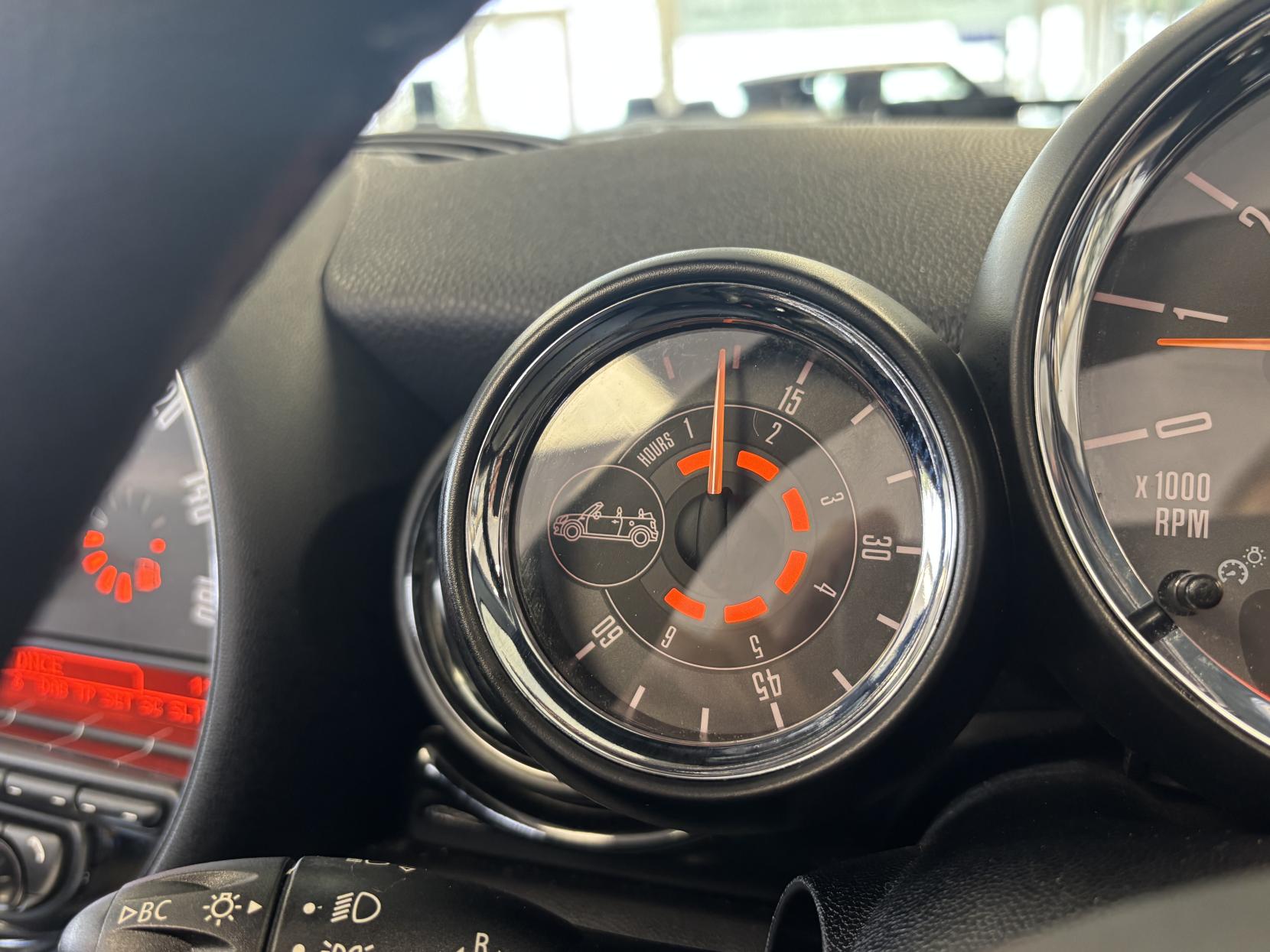 MINI Convertible 1.6 Cooper Convertible 2dr Petrol Manual Euro 6 (s/s) (122 ps)