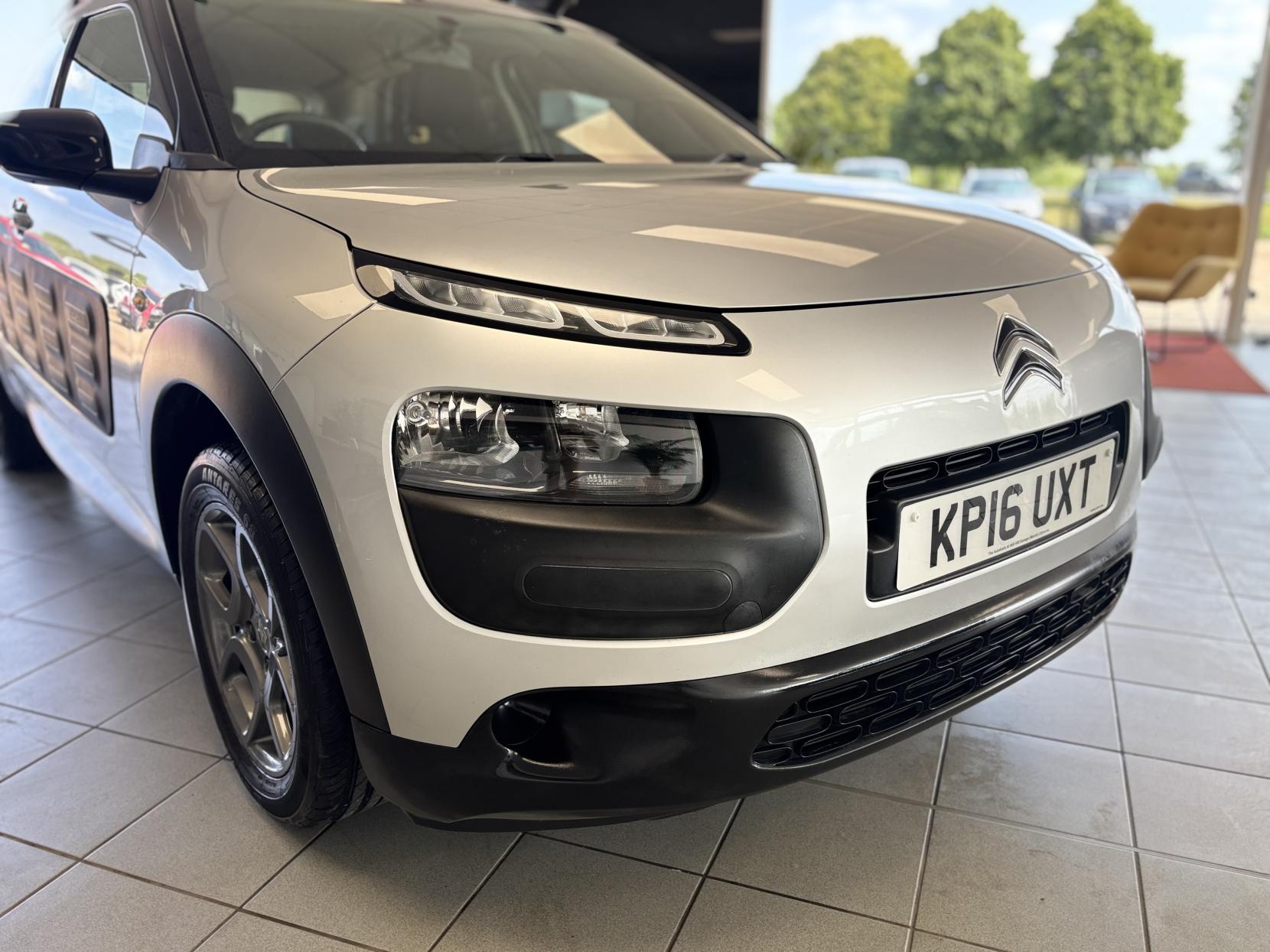 Citroen C4 Cactus 1.6 BlueHDi Feel Hatchback 5dr Diesel Manual Euro 6 (100 ps)
