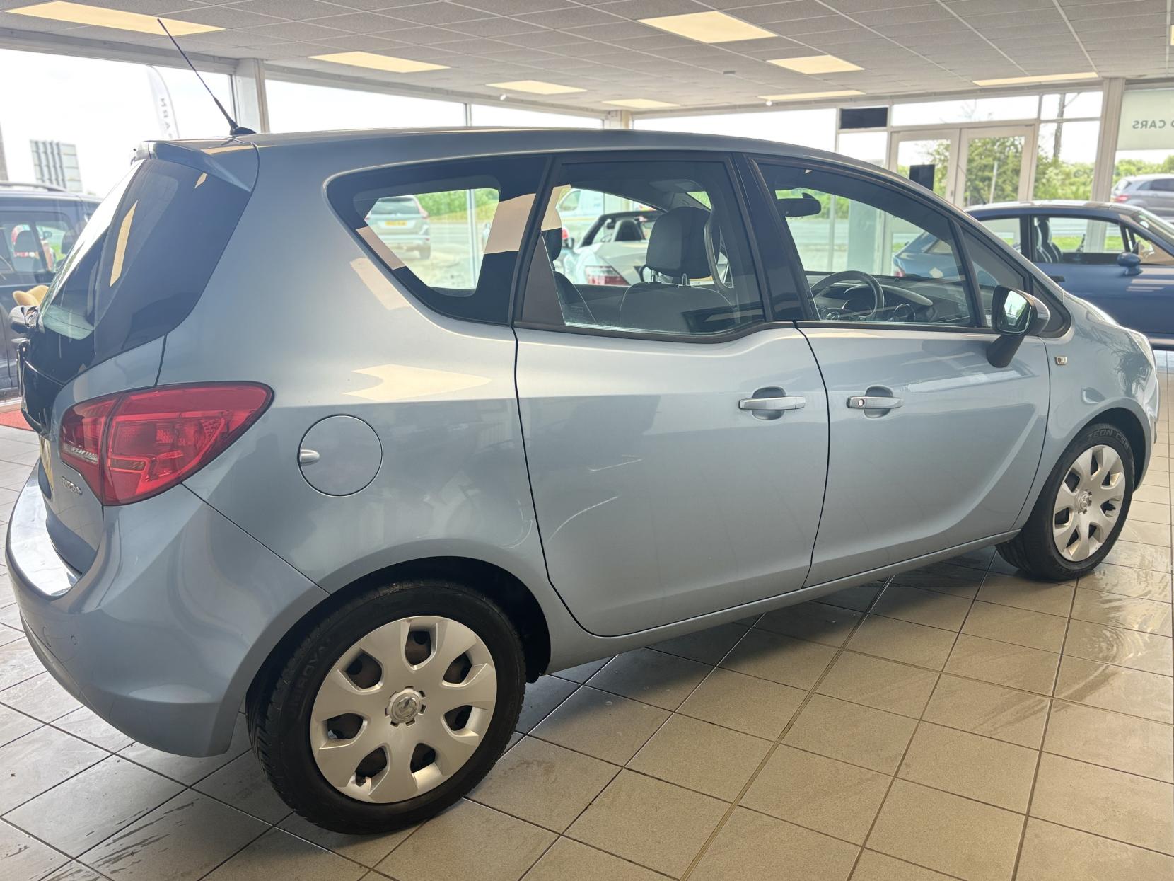 Vauxhall Meriva 1.4T 16V Exclusiv MPV 5dr Petrol Manual Euro 5 (120 ps)